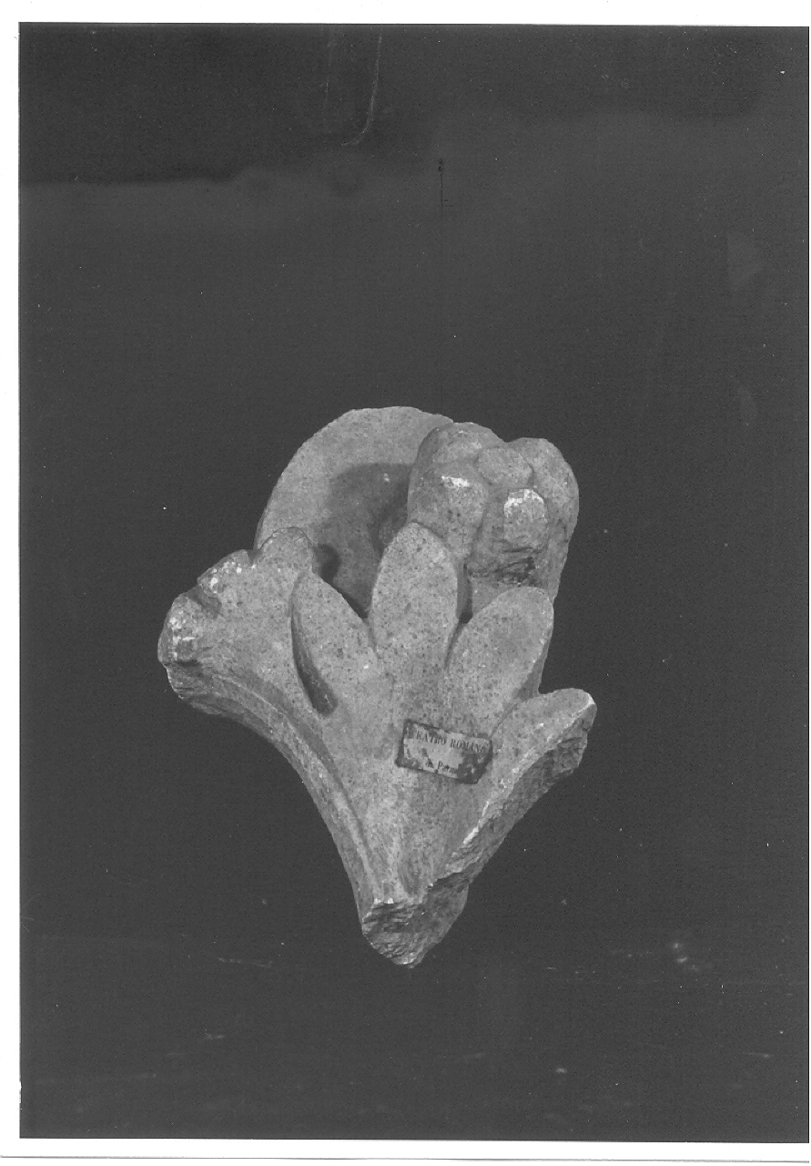 frammento/ capitello (sec. I d.C)