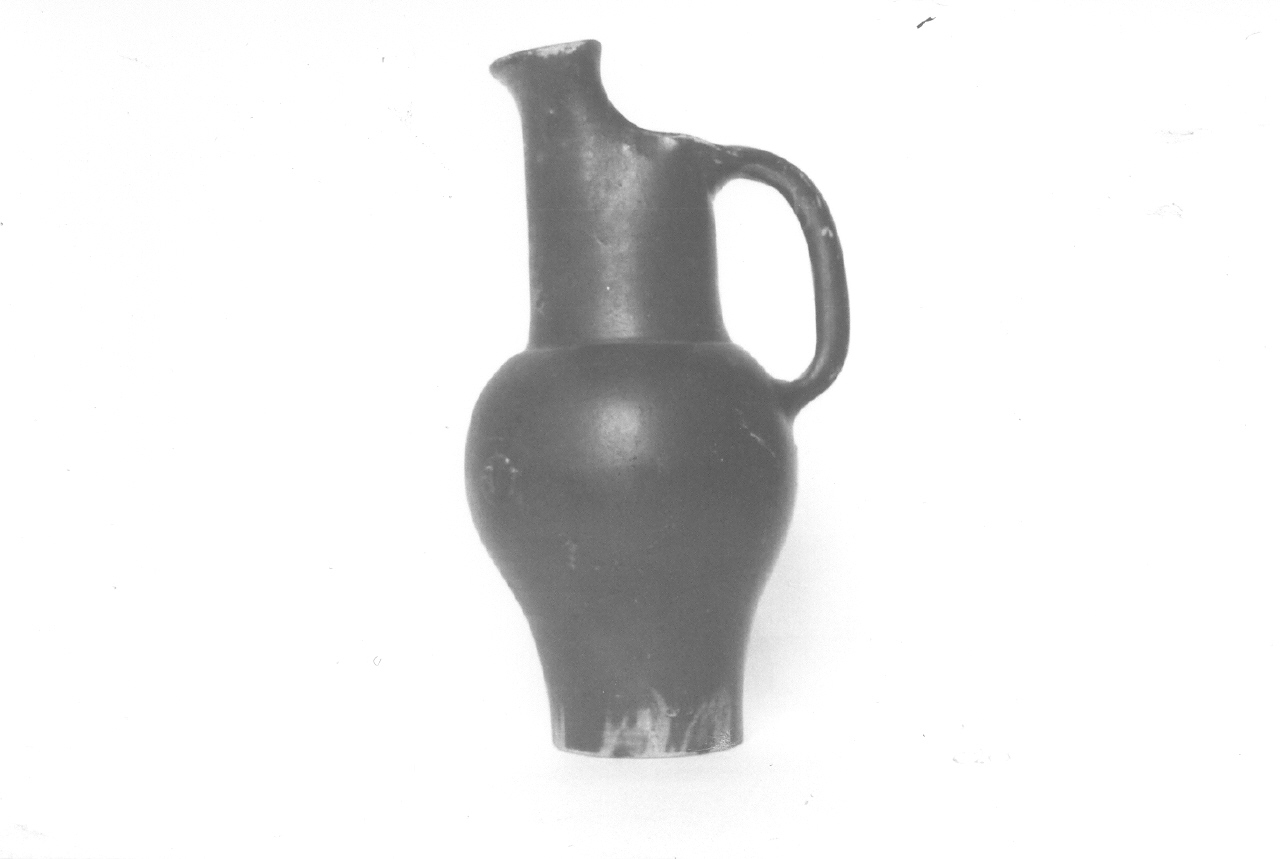 oinochoe, Beazley forma VII - produzione etrusca (III sec. a.C)