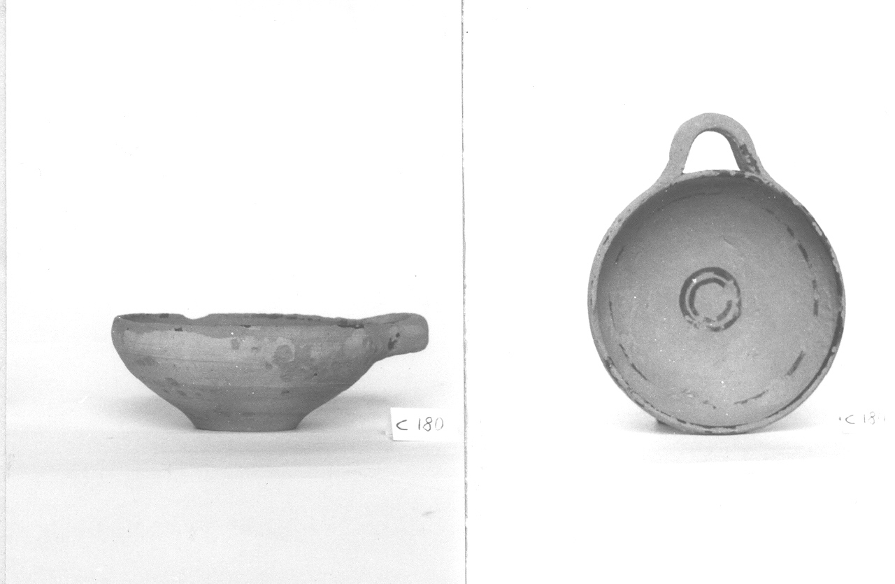 attingitoio - produzione apula indigena (V-IV sec. a.C)