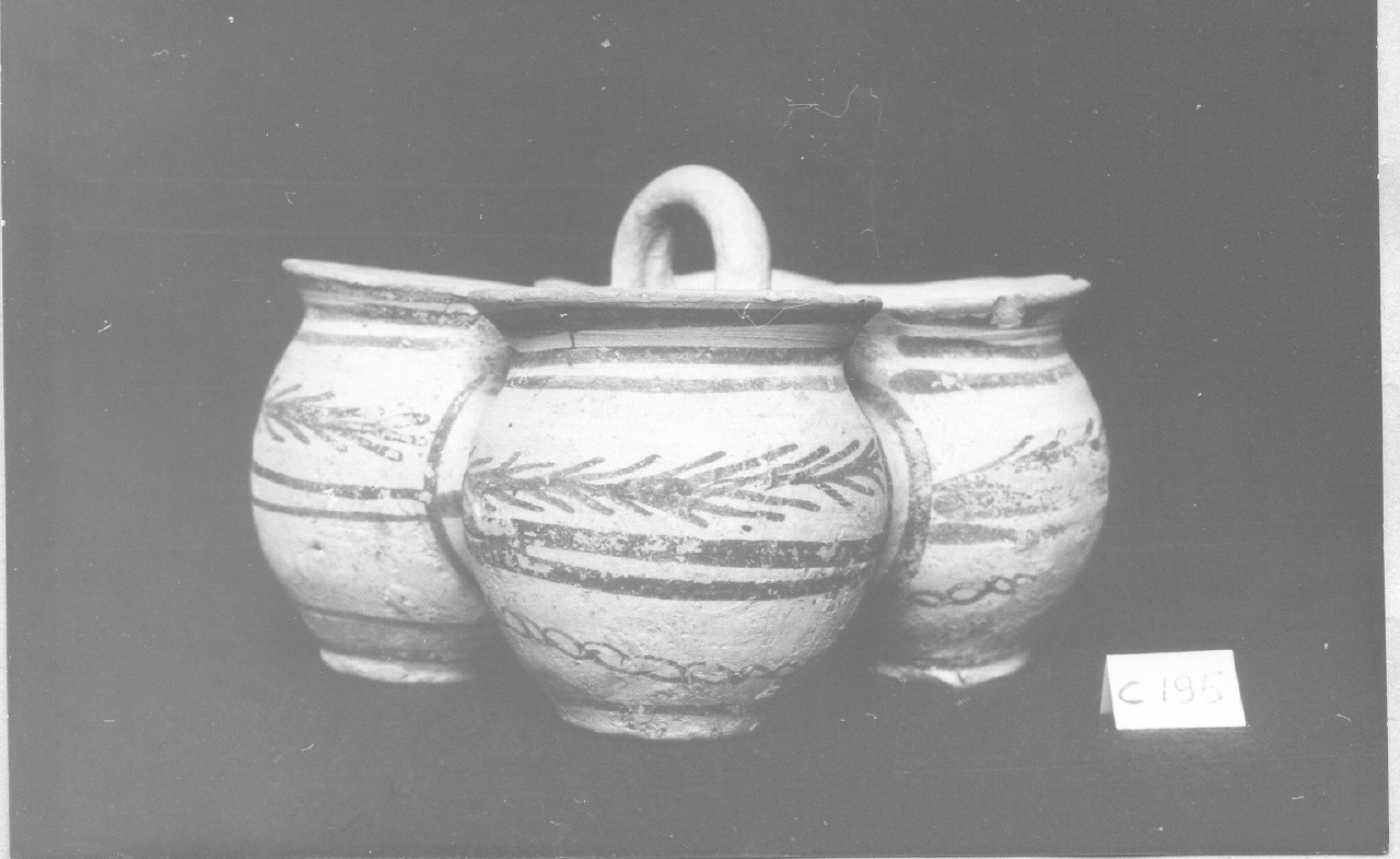 kernos - ceramica Canosina (IV-III sec. a.C)