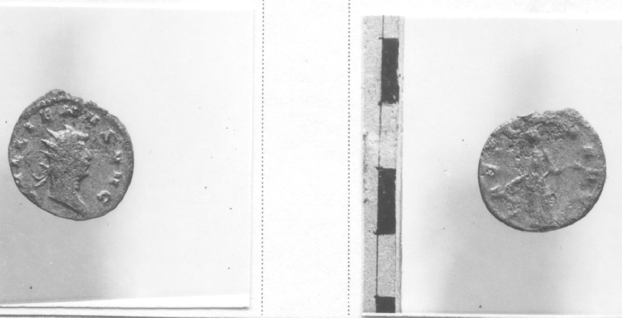 Testa radiata / Figura femminile (moneta, antoniniano) (III sec. d.C)