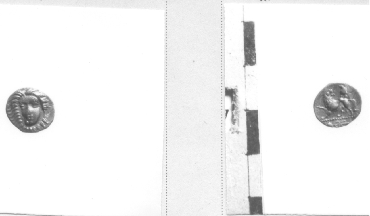 Testa di tre quarti / leone (moneta, obolo) (IV sec. a. C)