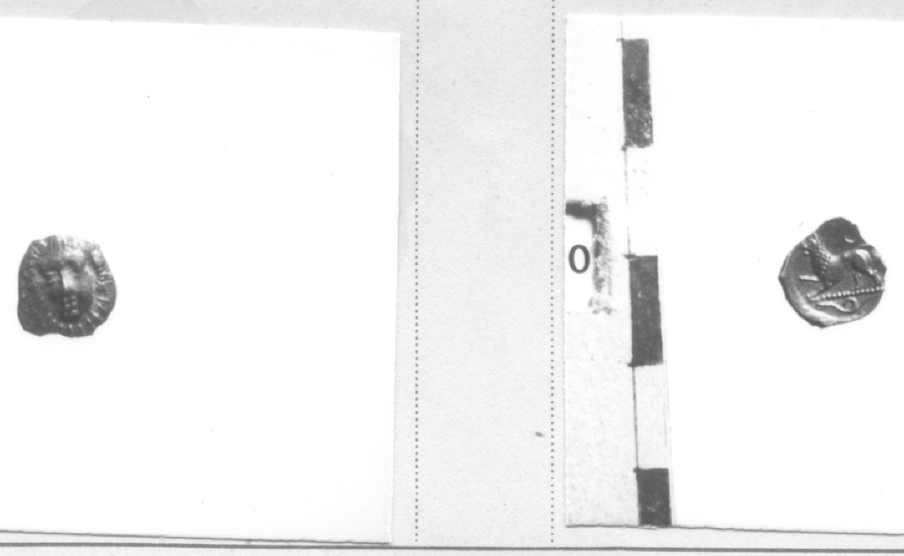 Testa di tre quarti / leone (moneta, obolo) (IV sec. a. C)