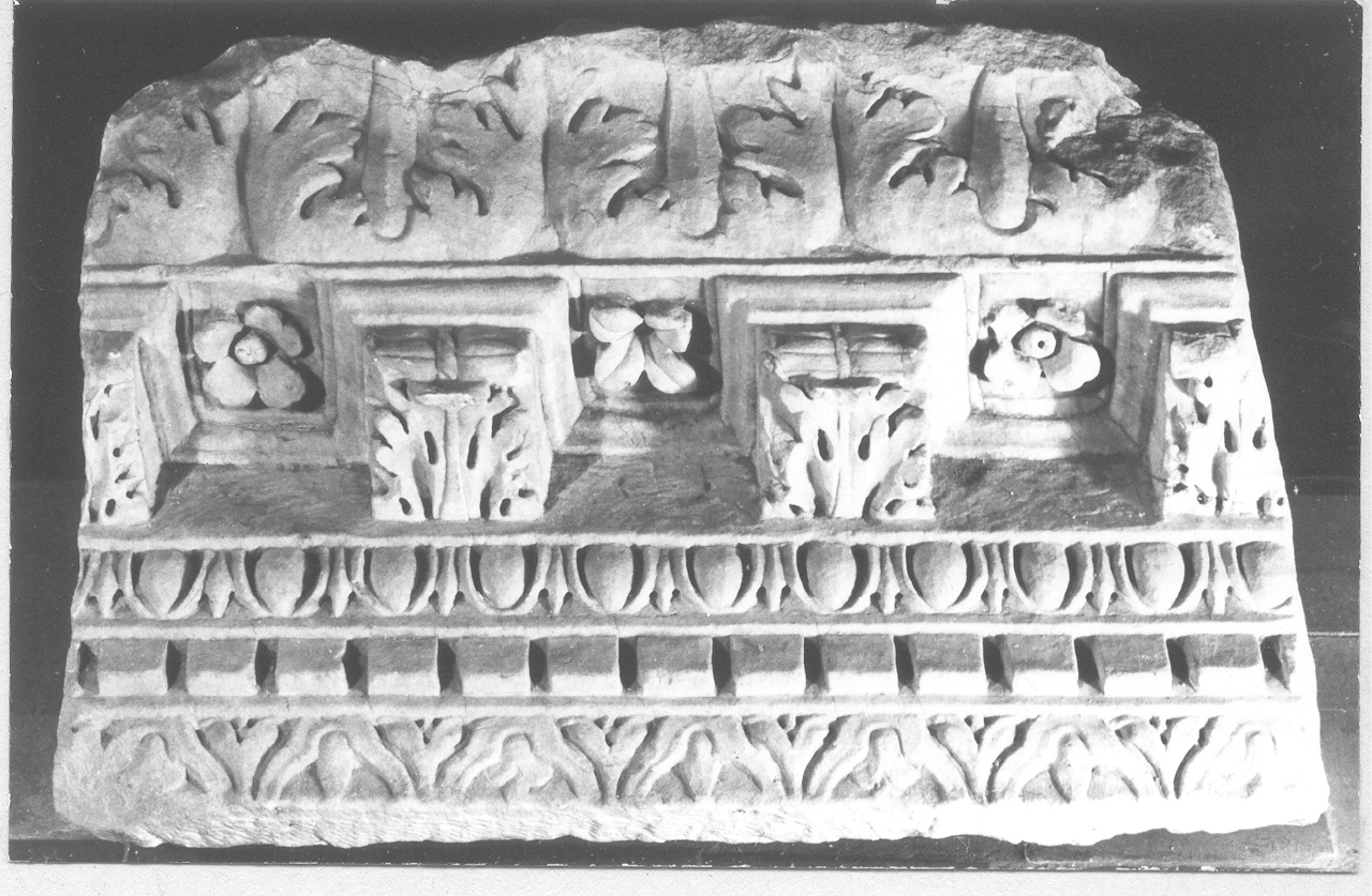 cornice (II sec. d.C)