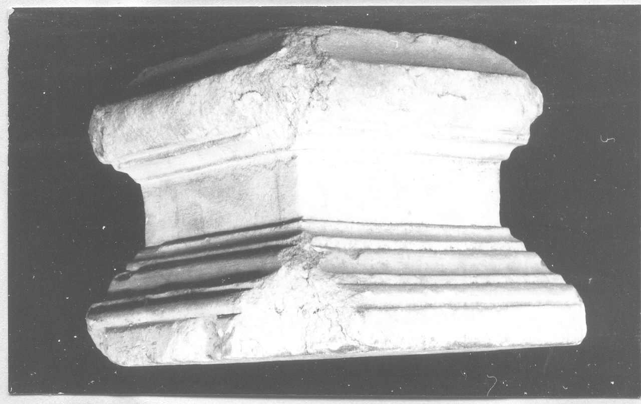 base (non determinabile)