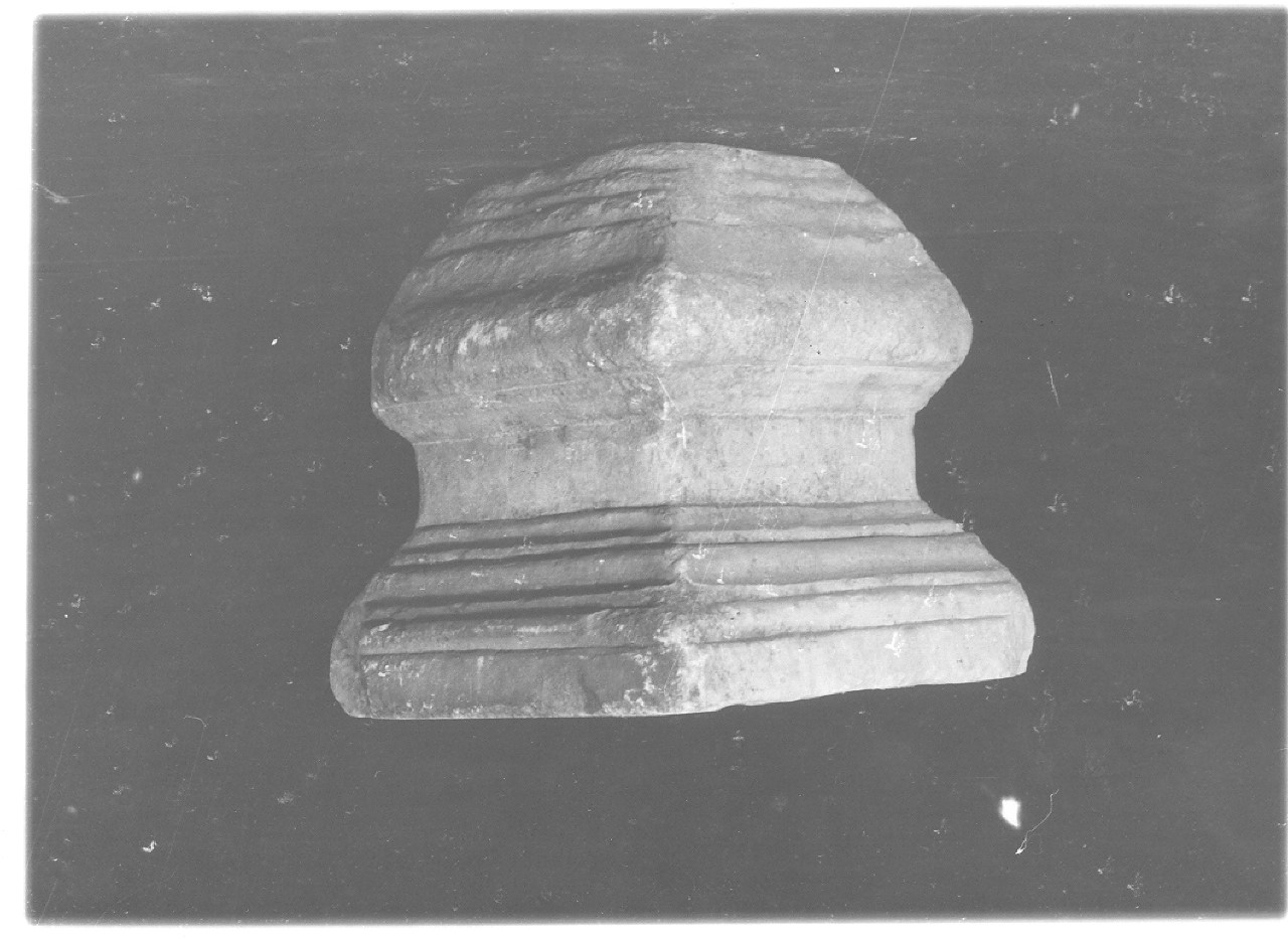 base (non determinabile)