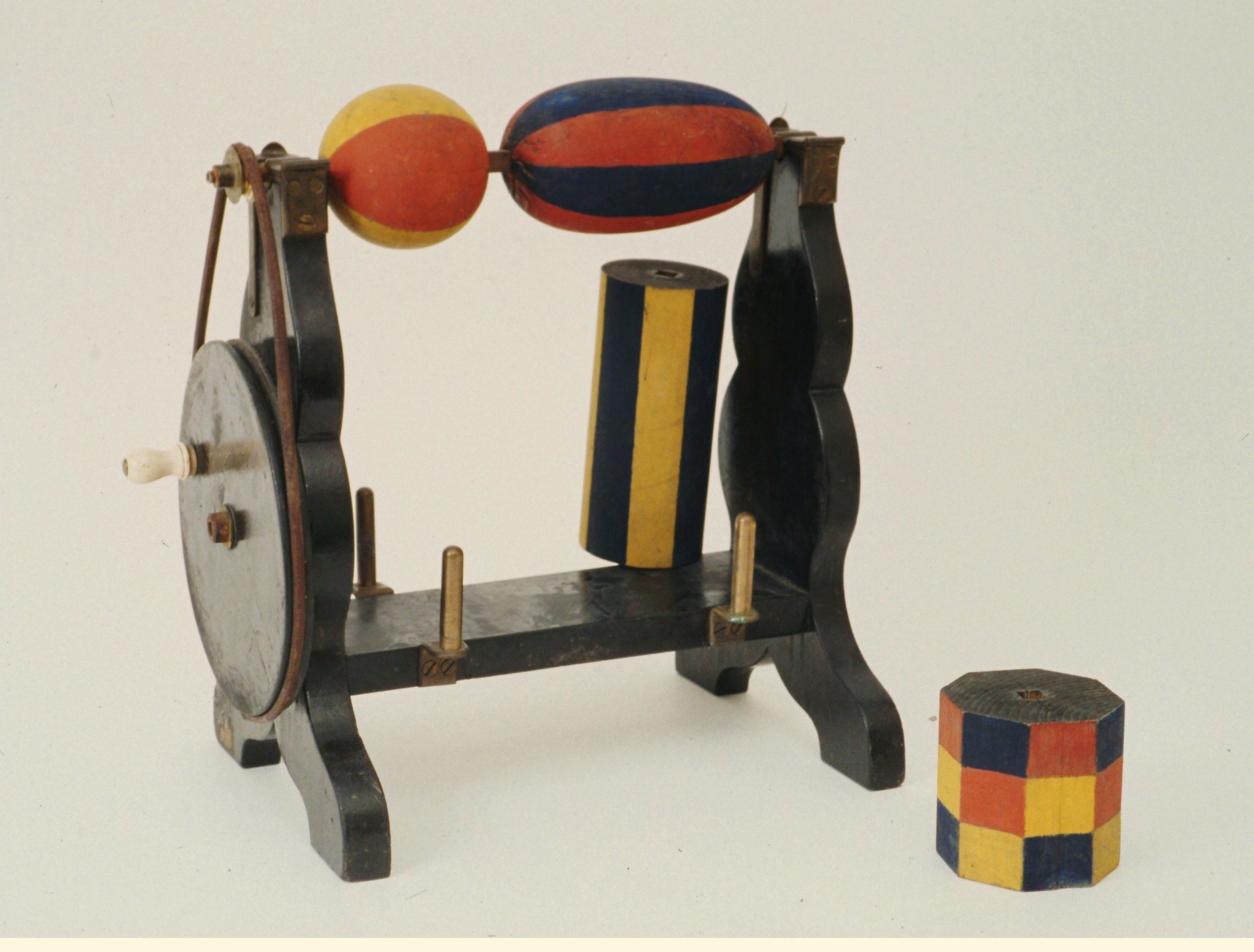 prototipo ottico (apparecchio, per la fusione dei colori) - ambito scolastico (ultimo quarto XIX secolo)