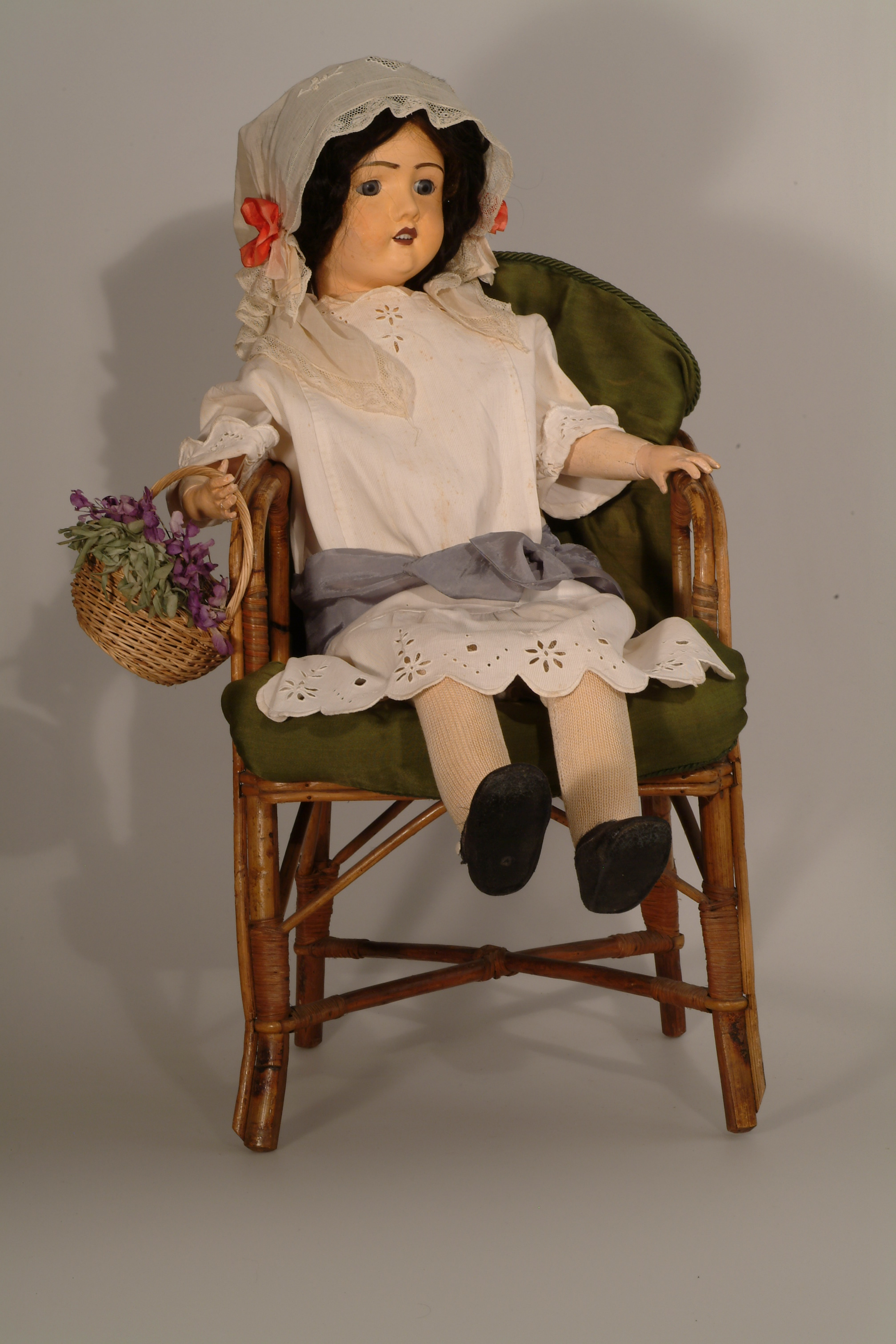 bambola, in bisquit ridipinto, Accessori ludici (1910 circa)