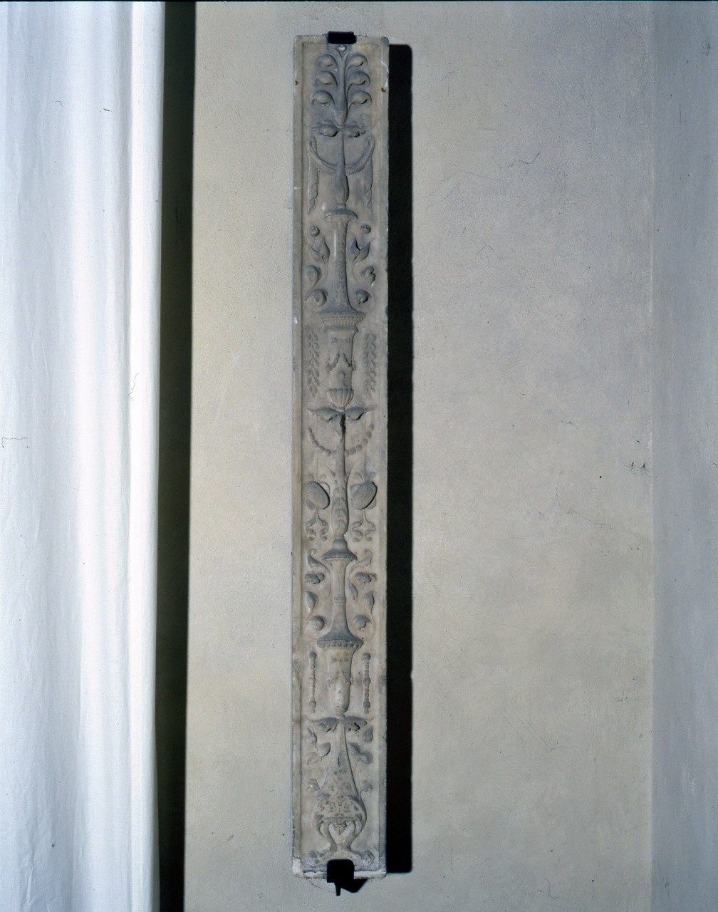 motivo decorativo a candelabra (stipite) di Benedetto da Rovezzano (primo quarto sec. XVI)