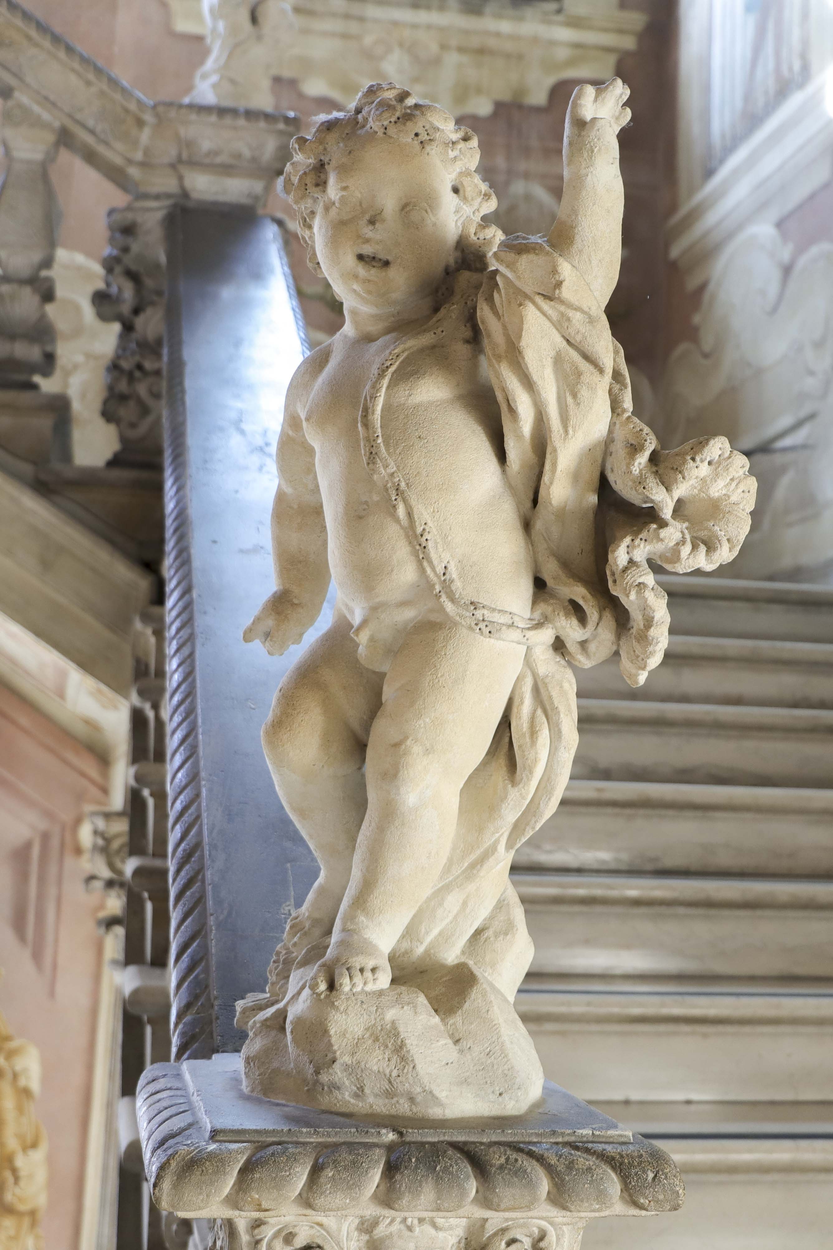 Putto (scultura - A tutto tondo, elemento d'insieme) - ambito veneto (fine/ inizio XVI/XVII)