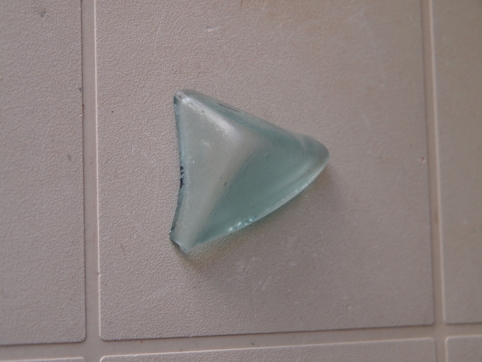 BOTTIGLIA/ fondo, Isings 50 - ambito romano imperiale (seconda metà sec. II d.C)