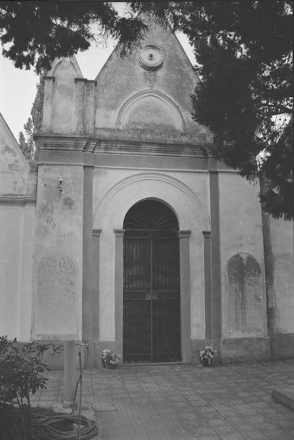 Cimitero di Porto Azzurro (cimitero, pubblico) - Porto Azzurro (LI)  <br>Condizioni d'uso: <a class='link-esterno' href='https://docs.italia.it/italia/icdp/icdp-pnd-circolazione-riuso-docs/it/v1.0-giugno-2022/testo-etichetta-BCS.html' target='_bcs'>Beni Culturali Standard (BCS)</a>