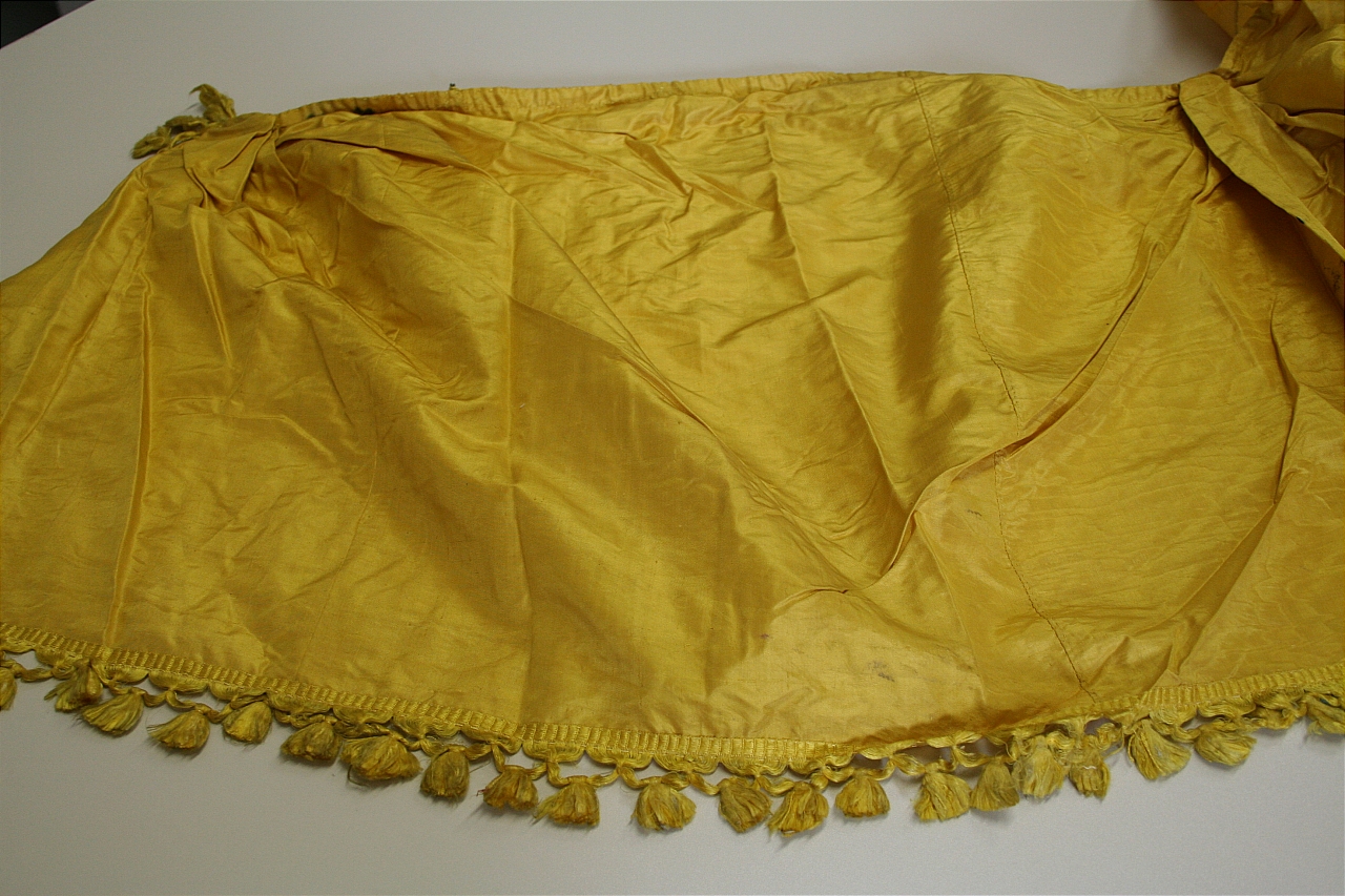 cortinaggio da letto, insieme - manifattura fiorentina (terzo quarto sec. XIX)