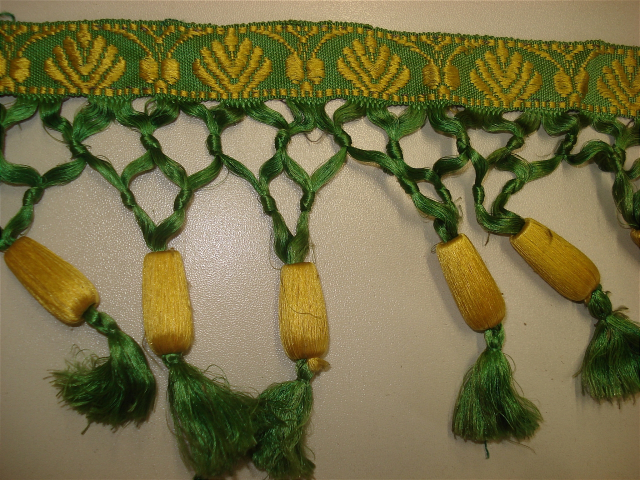 frangia, frammento - manifattura italiana (seconda metà sec. XIX)