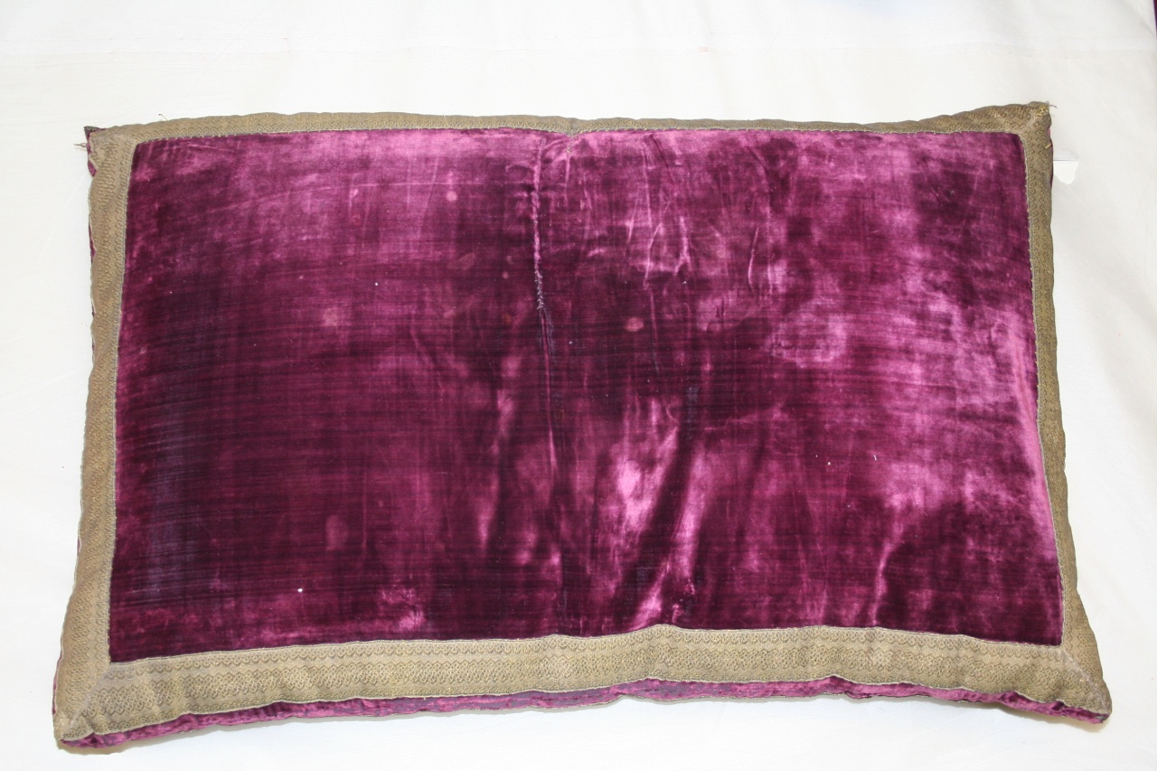 cuscino - manifattura italiana (prima metà sec. XIX)