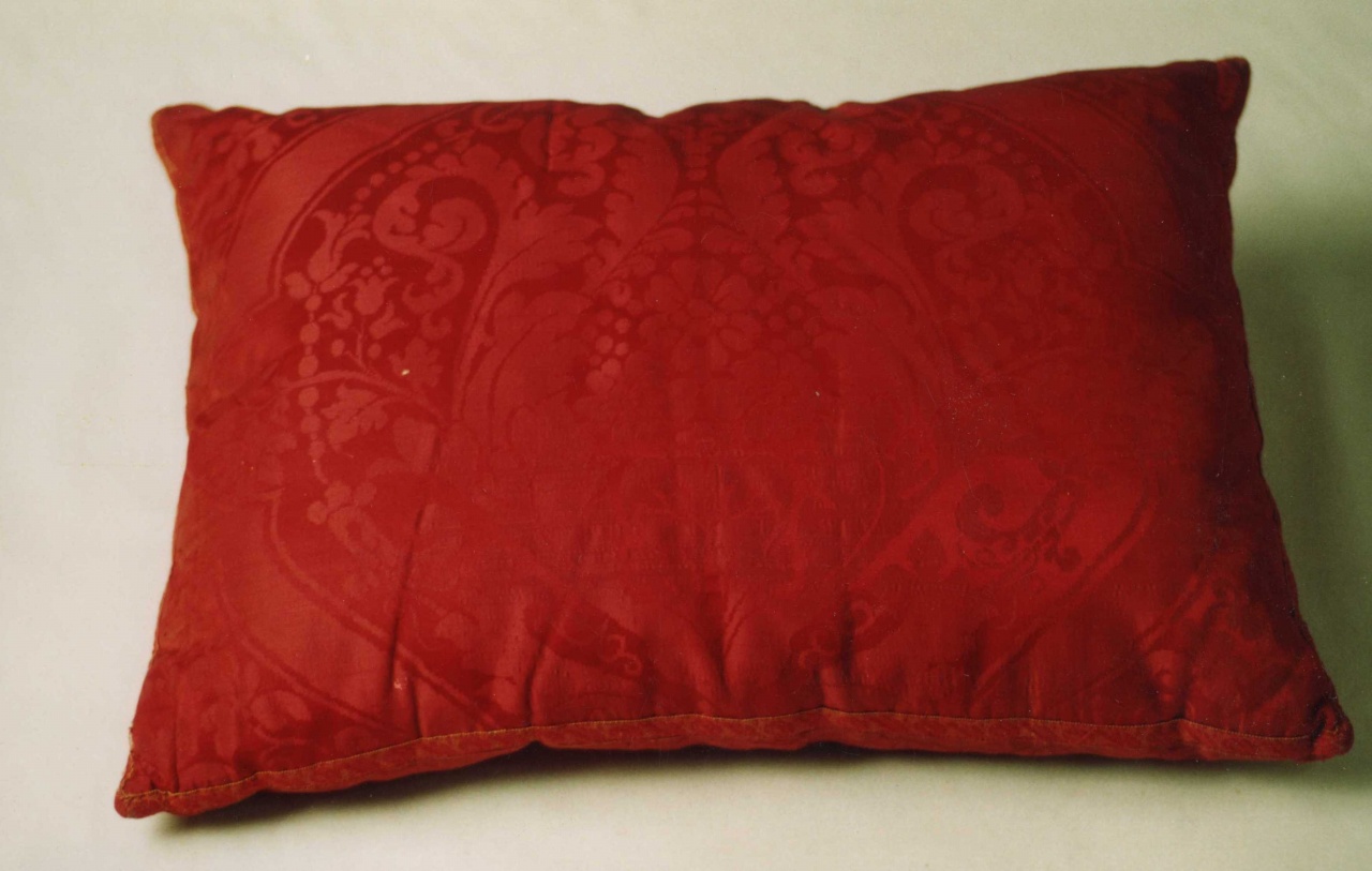 cuscino - manifattura italiana (seconda metà sec. XVIII)
