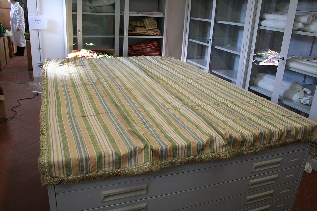 cortinaggio da letto, insieme - manifattura toscana (seconda metà sec. XVIII)