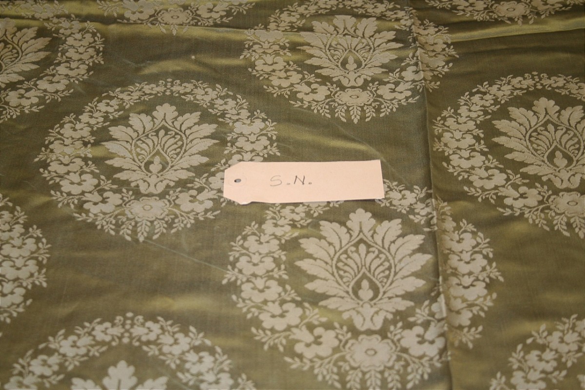 tessuto, frammento - manifattura italiana (sec. XX)