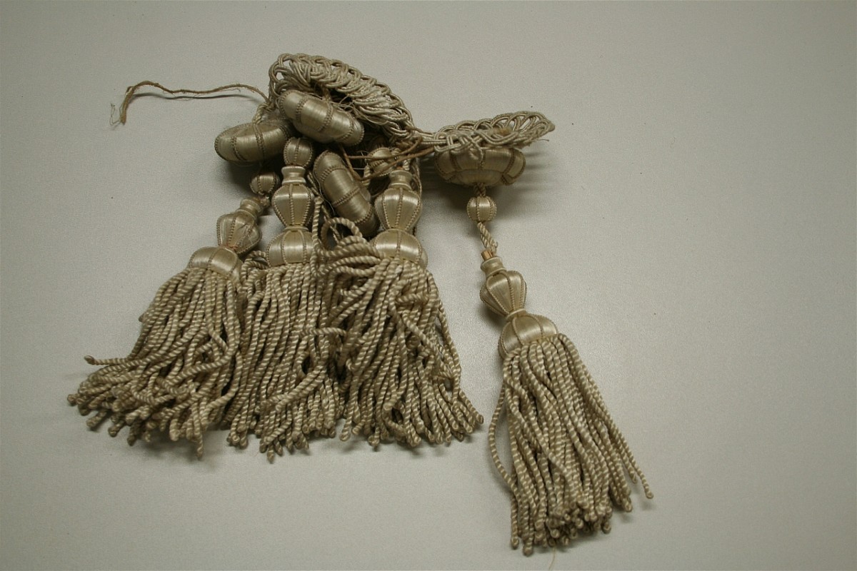 frangia con nappa, frammento - manifattura italiana (sec. XIX)