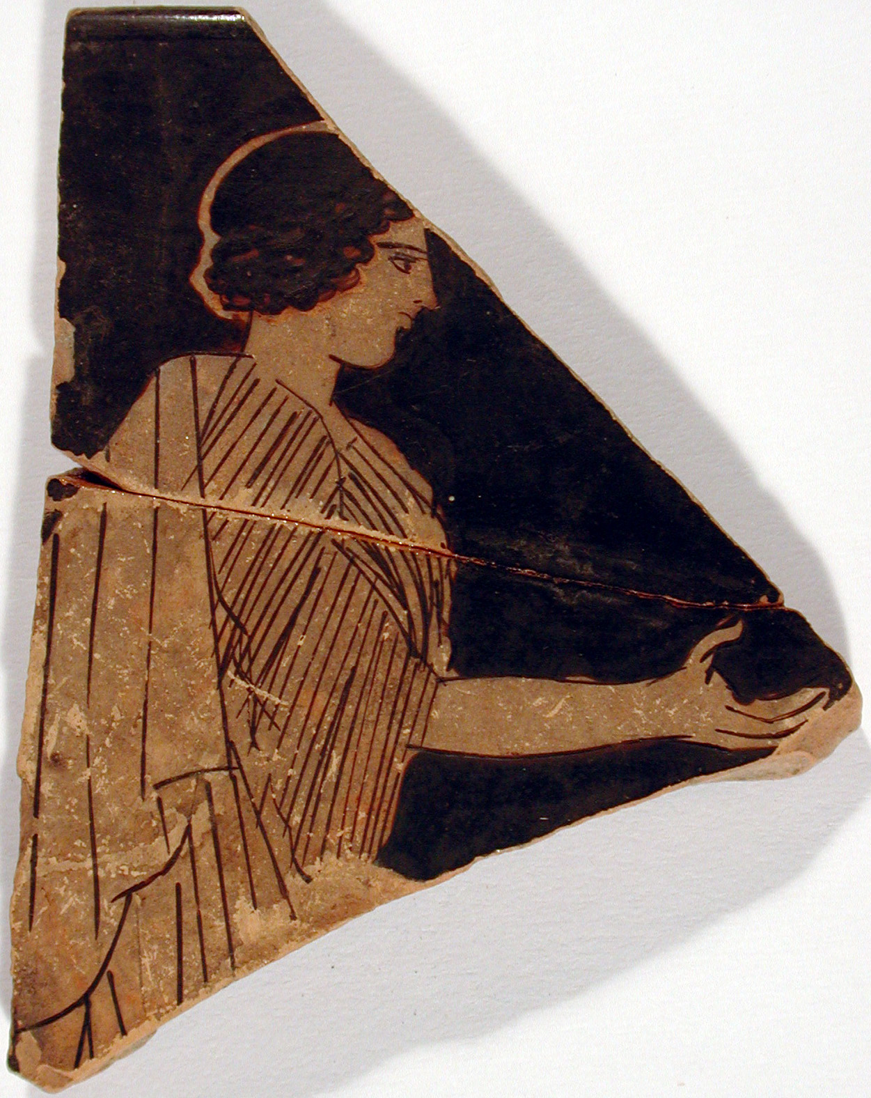 figura femminile panneggiata (skyphos, tipo A) di Pittore di Penelope - produzione attica (terzo quarto V sec. a.C)