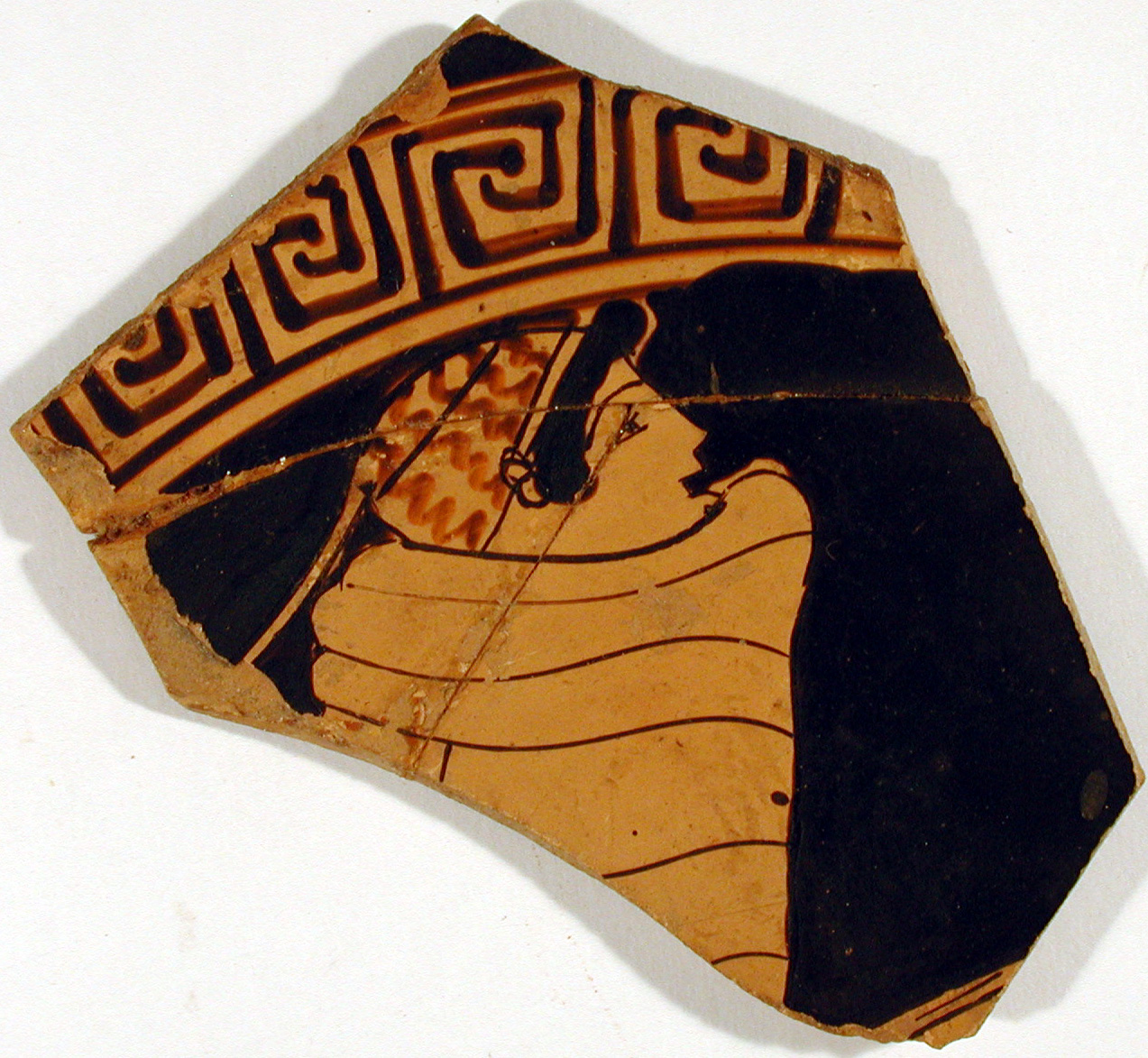 figura femminile panneggiata (kylix) di Pittore di Monaco 2676 - produzione attica (secondo quarto V sec. a.C)