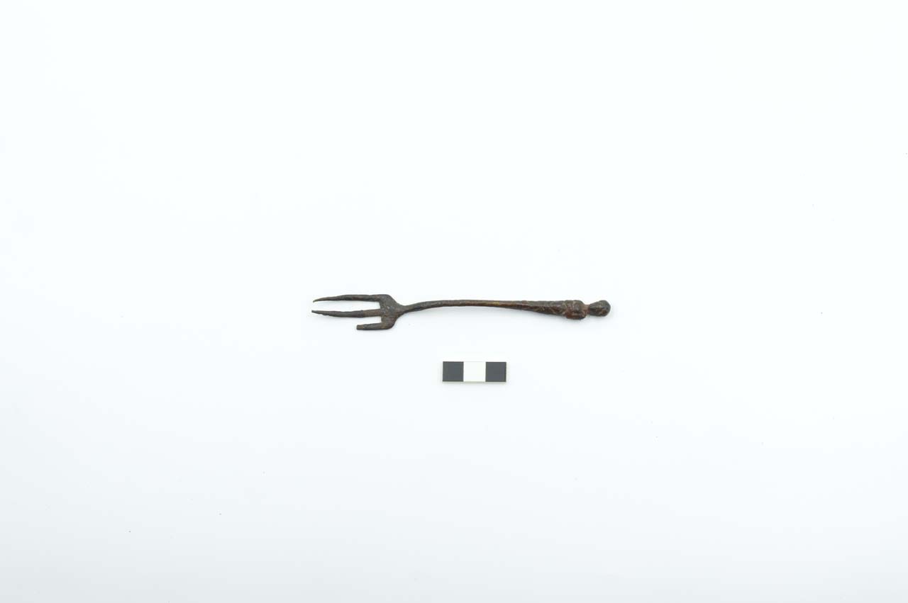 forchetta - produzione romana (età romana imperiale/ età tardoantica)