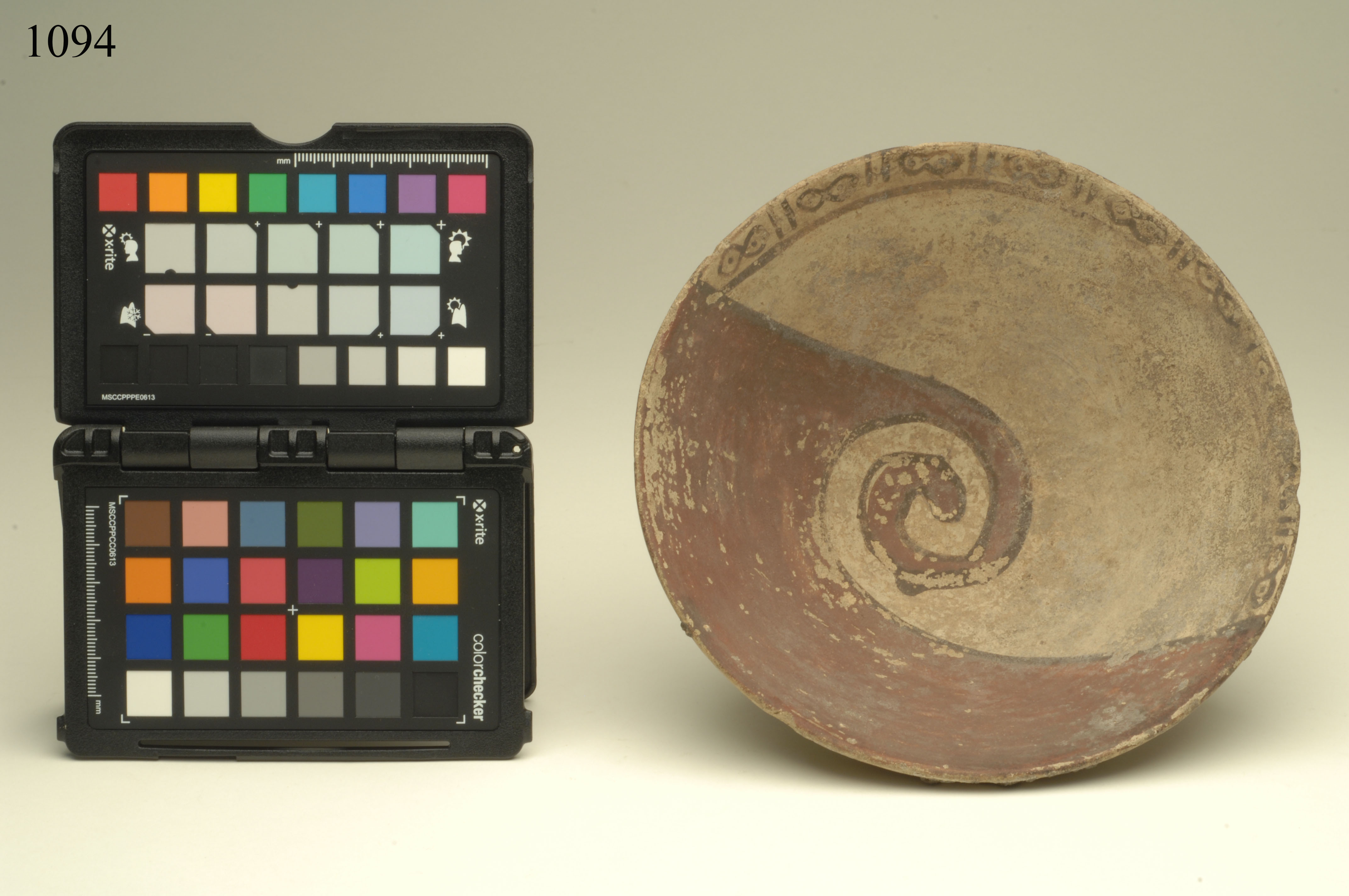 ciotola, ARREDI E SUPPELLETTILI/ CONTENITORI, RECIPIENTI E OGGETTI DI USO DOMESTICO - probabile cultura Chancay