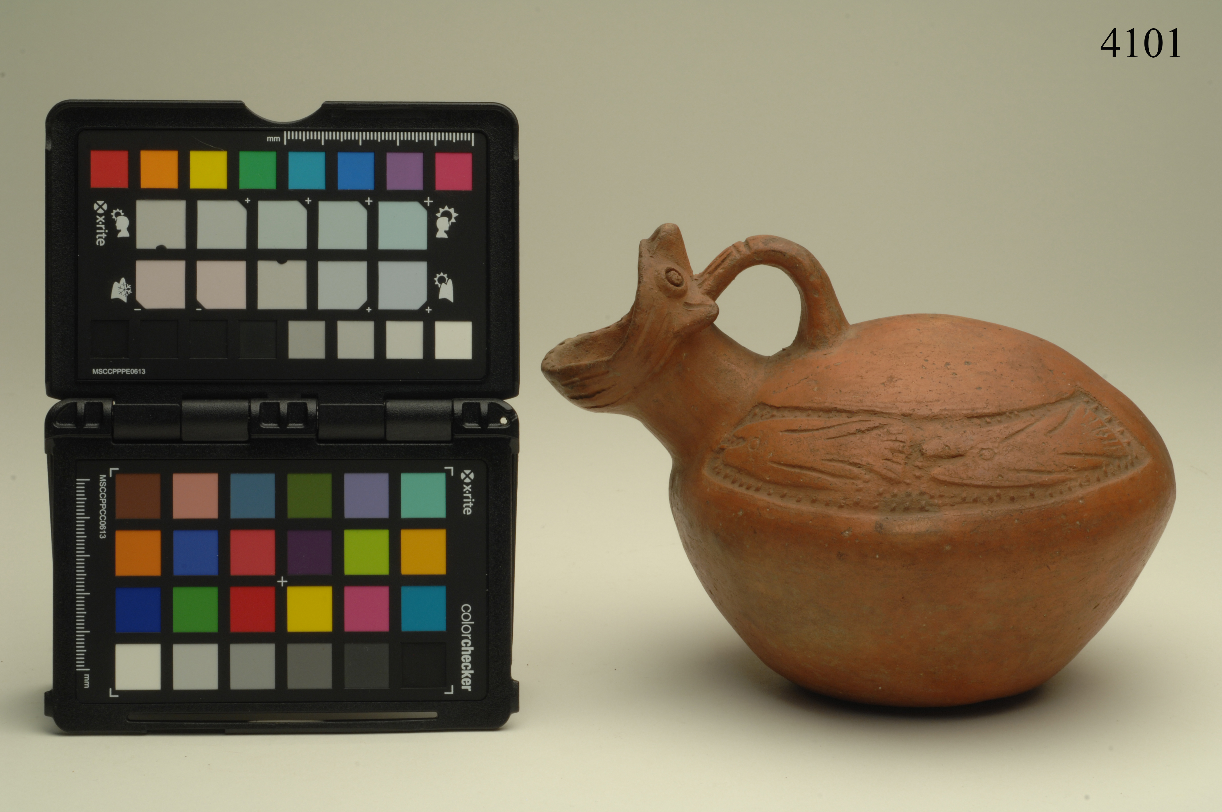 brocca, ad effigie zoomorfa, ARREDI E SUPPELLETTILI/ CONTENITORI, RECIPIENTI E OGGETTI DI USO DOMESTICO - cultura Chimù