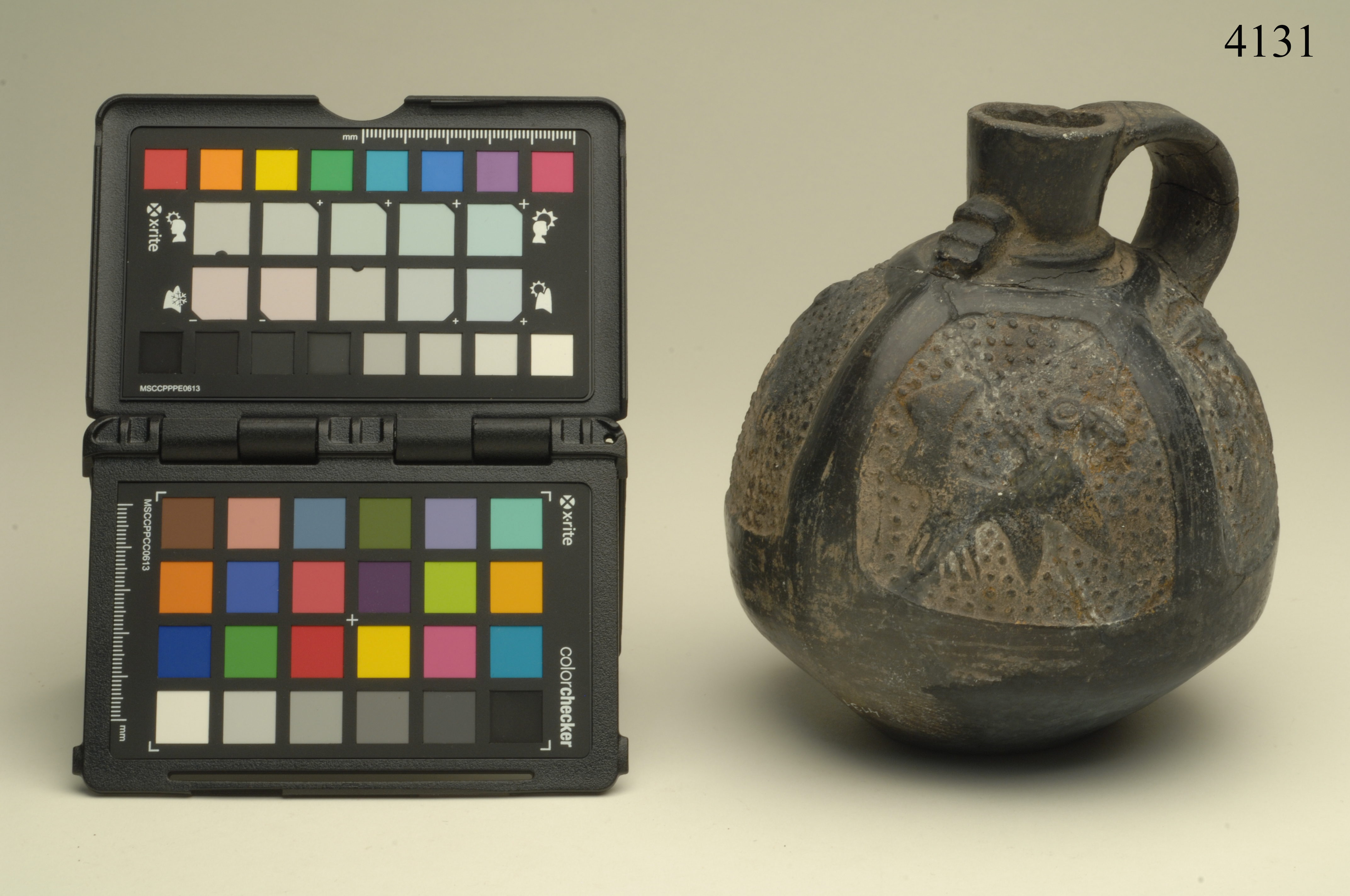 brocca, globulare ristretta, ARREDI E SUPPELLETTILI/ CONTENITORI, RECIPIENTI E OGGETTI DI USO DOMESTICO - cultura Chimù