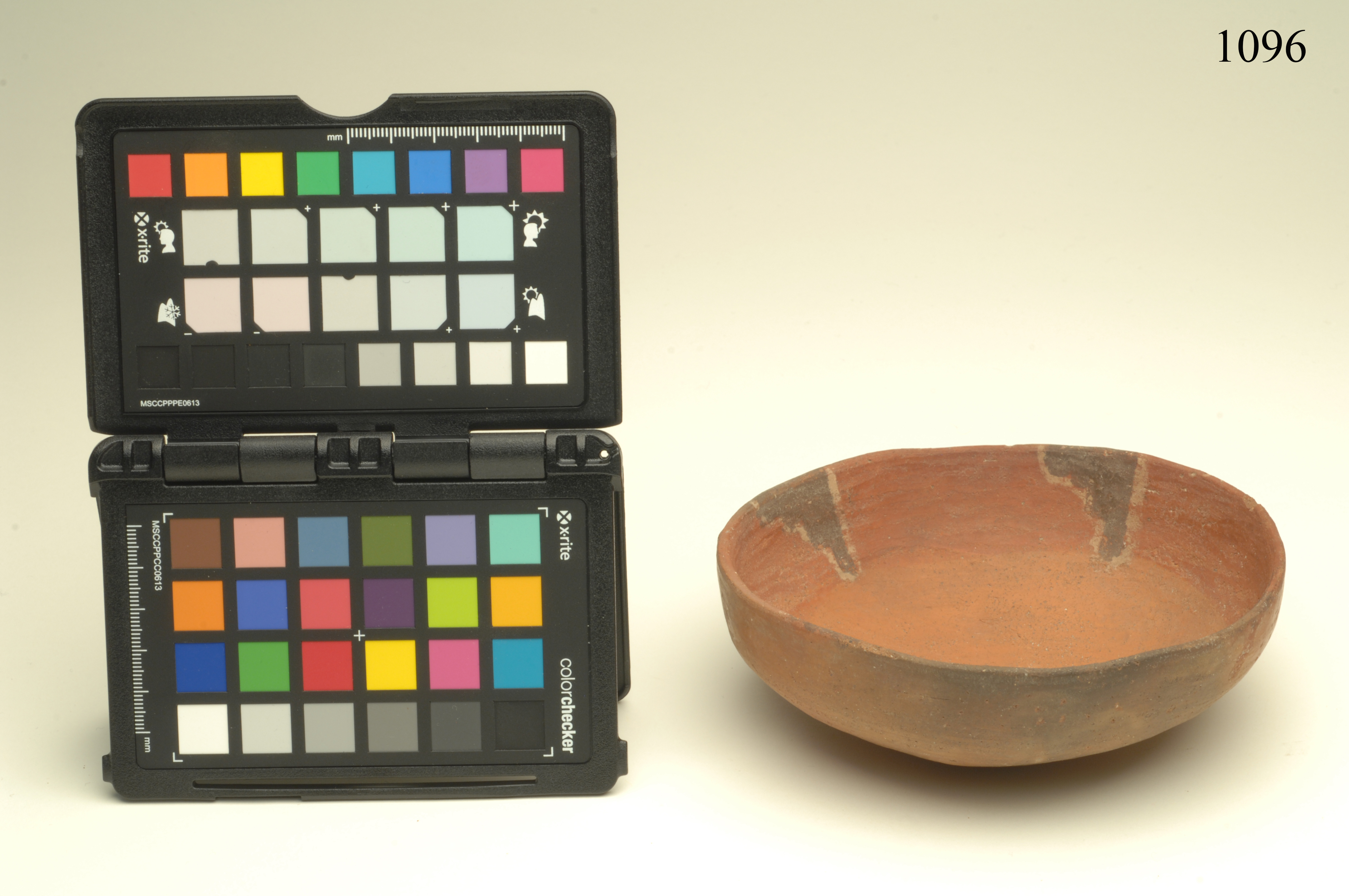 ciotola, ARREDI E SUPPELLETTILI/ CONTENITORI, RECIPIENTI E OGGETTI DI USO DOMESTICO - cultura Chancay