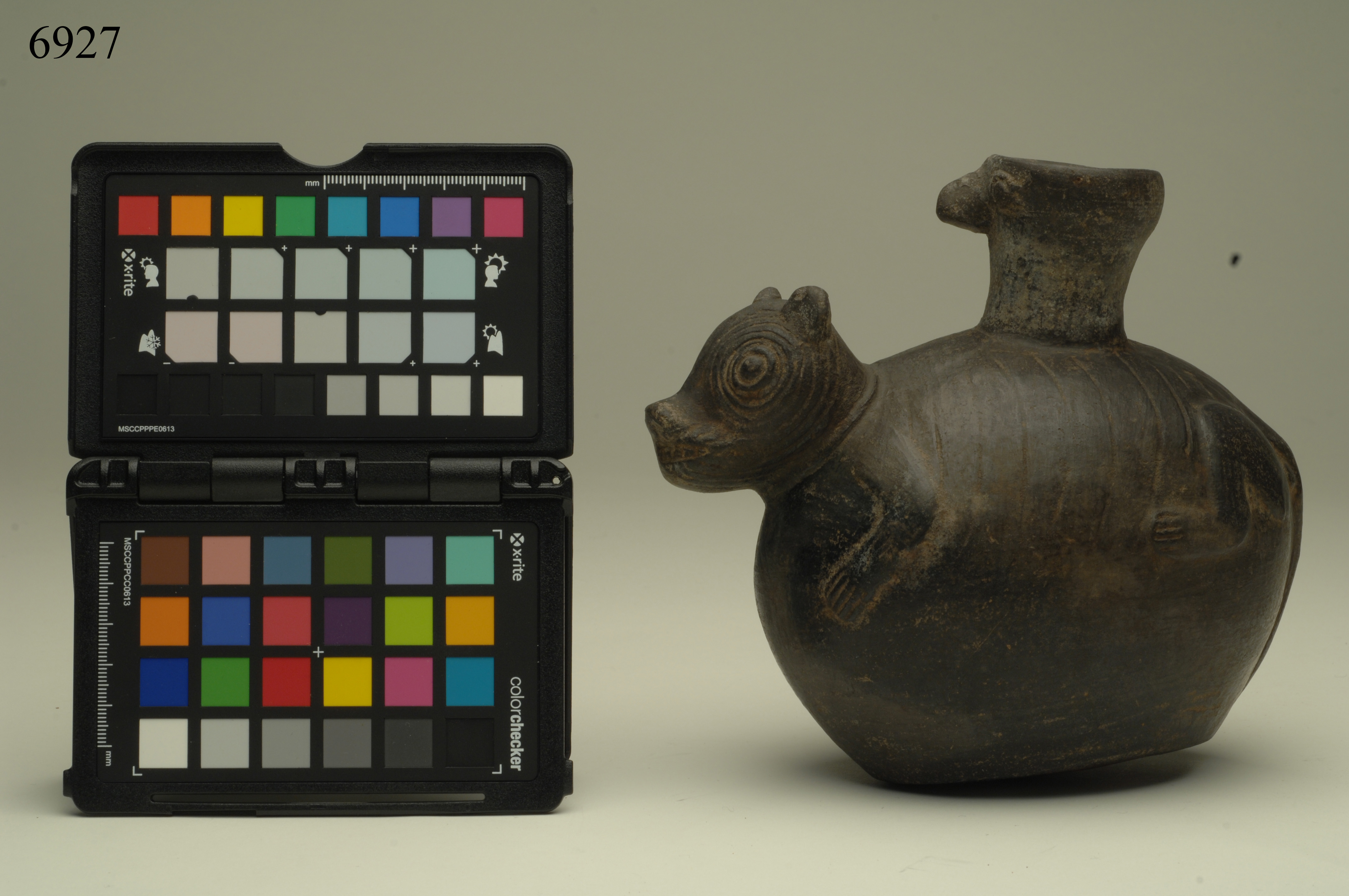 bottiglia, ad effigie zoomorfa, ARREDI E SUPPELLETTILI/ CONTENITORI, RECIPIENTI E OGGETTI DI USO DOMESTICO - cultura Chimù-Inca