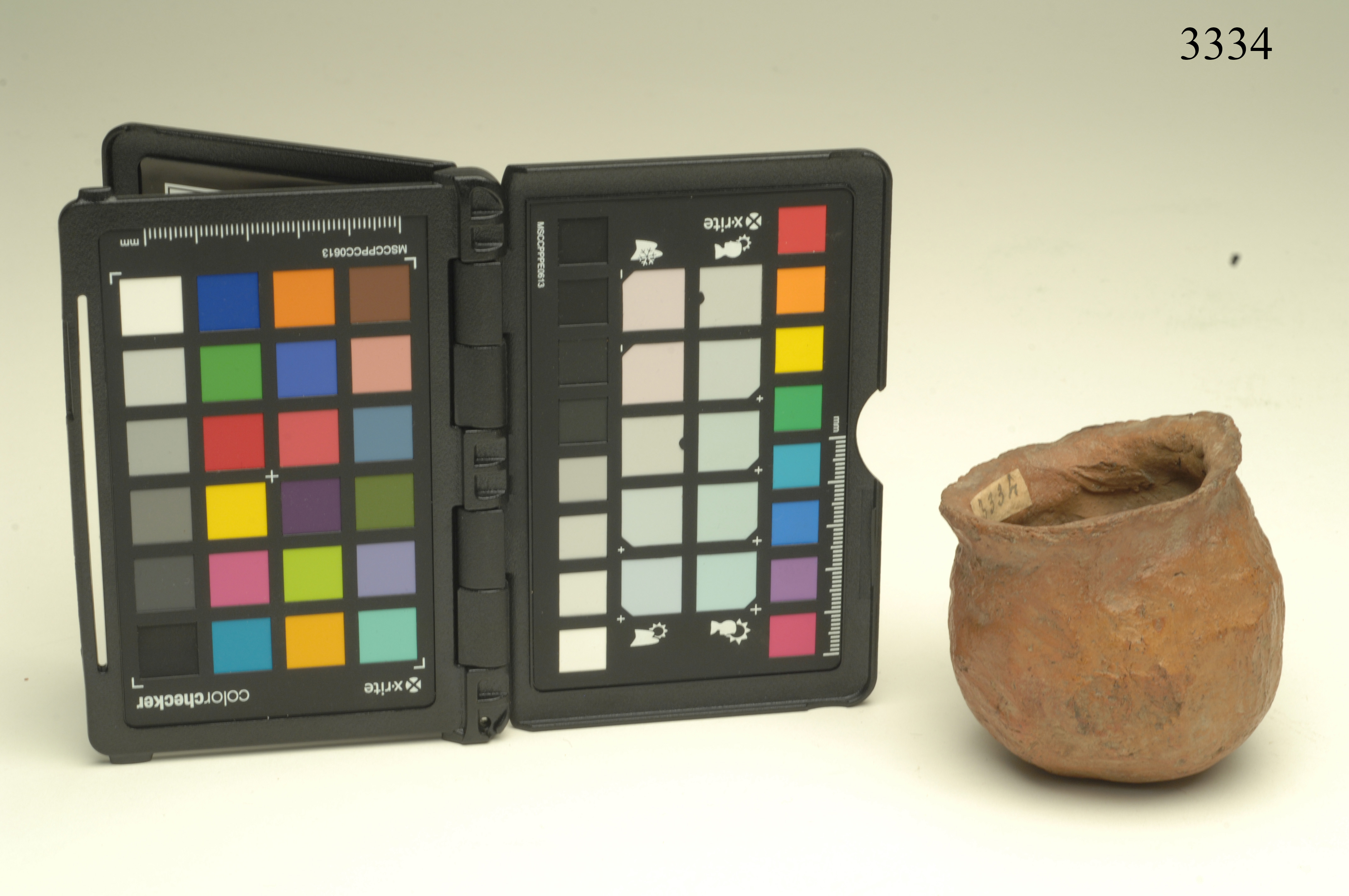 olla, a profilo globulare, ARREDI E SUPPELLETTILI/ CONTENITORI, RECIPIENTI E OGGETTI DI USO DOMESTICO - cultura precolombiana del Perù