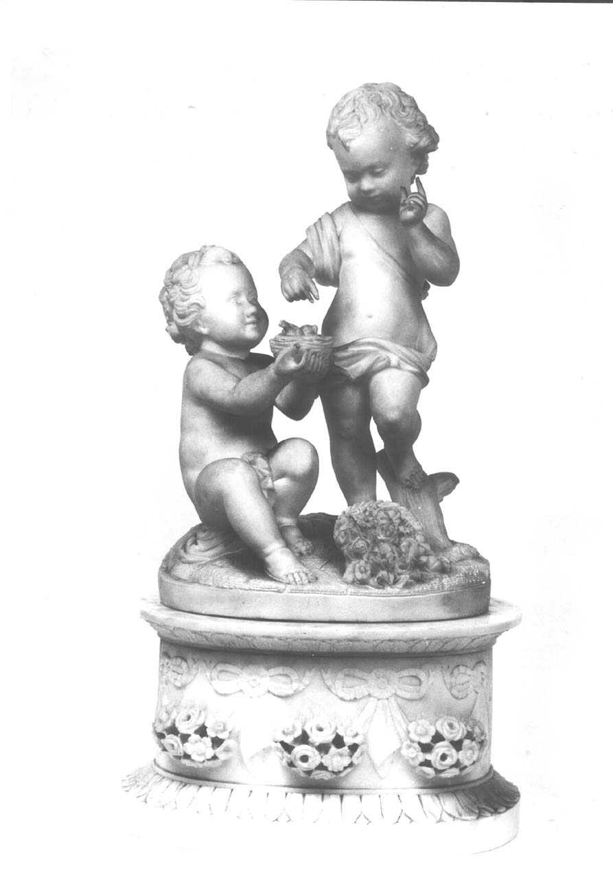 putti con nido di uccellini (scultura) - ambito toscano (metà sec. XIX)