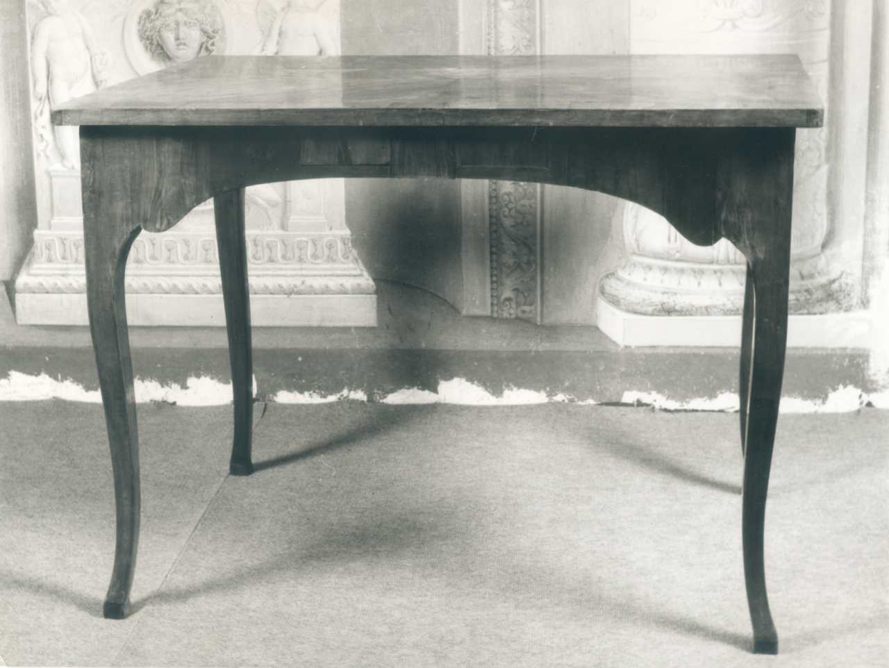 tavolino da gioco - bottega fiorentina (sec. XVIII)