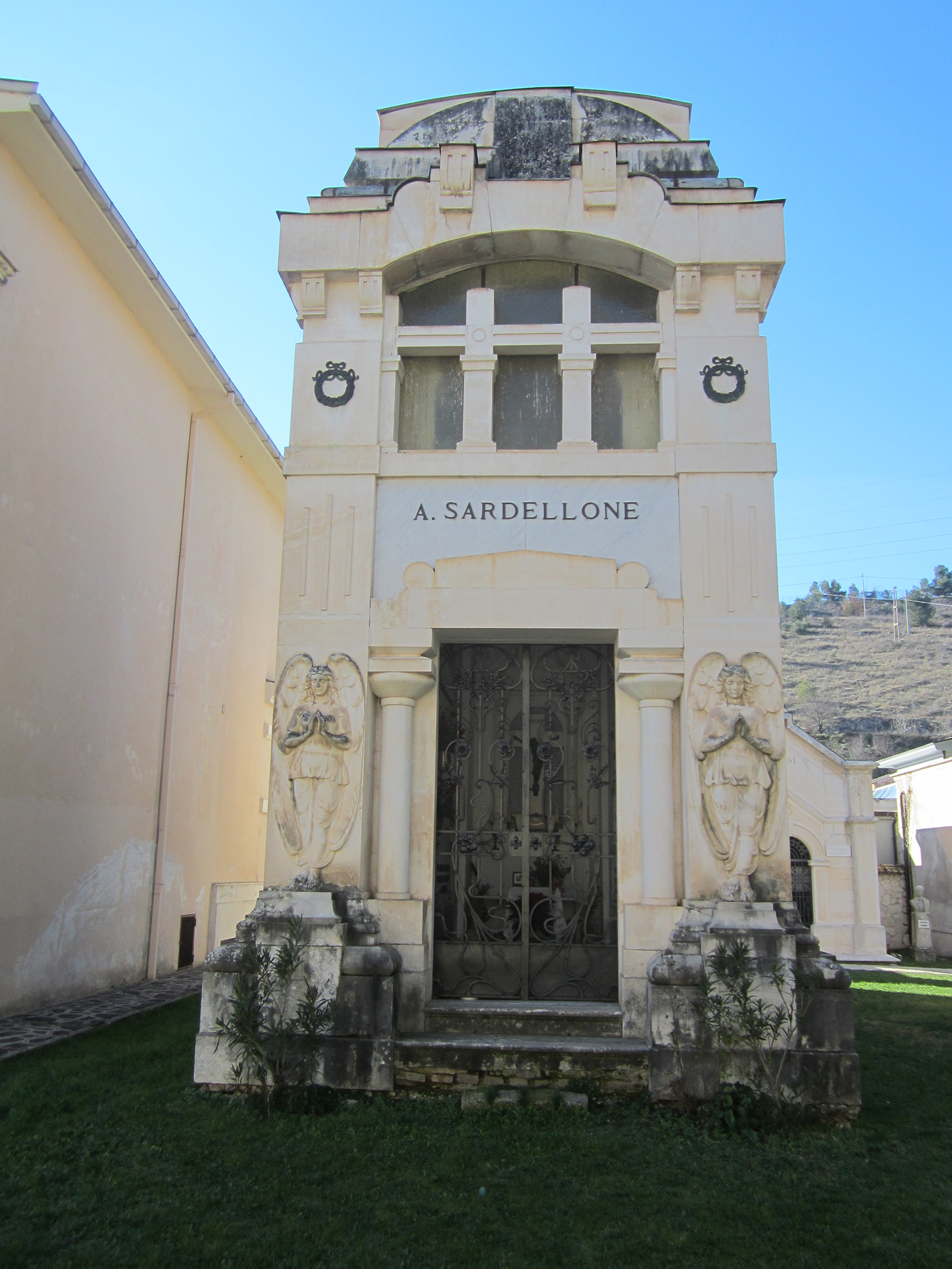 Cappella cimiteriale A. Sardellone (cimitero, monumentale) - Sulmona (AQ) 