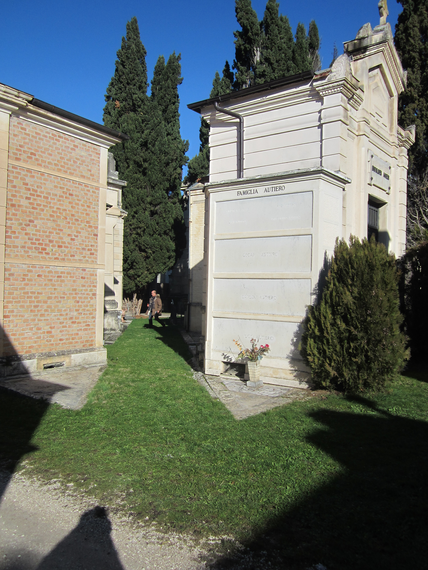 Cappella cimiteriale Bartolomeo Autiero (cimitero, monumentale) - Sulmona (AQ) 