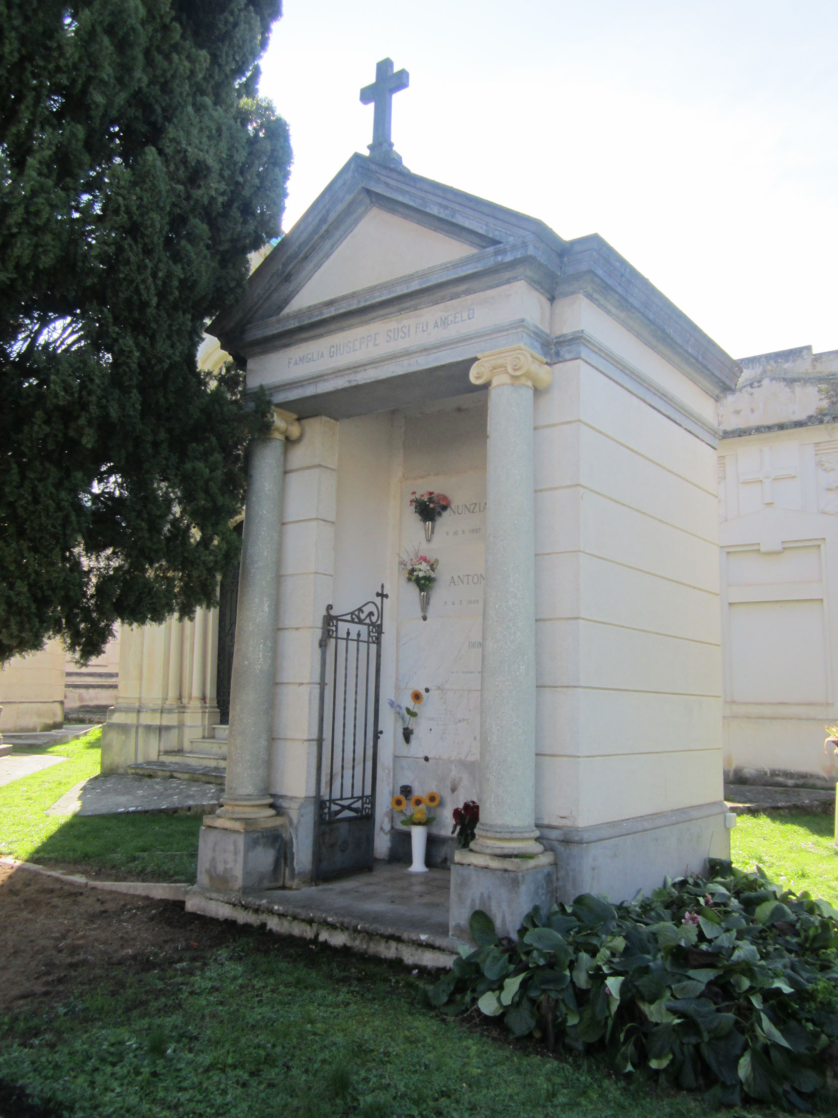 Cappella cimiteriale Famiglia Giuseppe Susi fu Angelo (cimitero, monumentale) - Sulmona (AQ) 