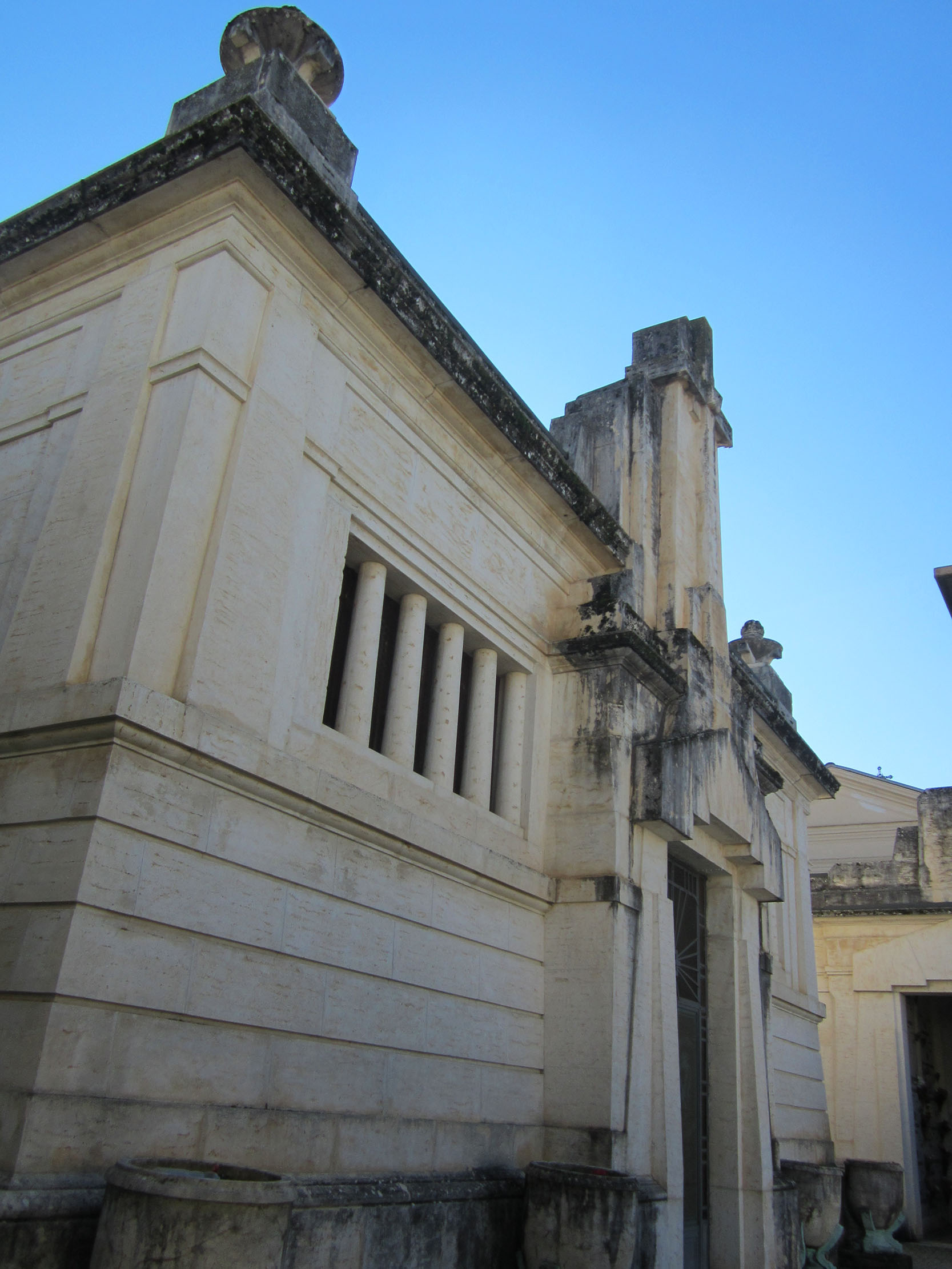 Confraternita S. Maria di Loreto blocco Loculi 2 (cimitero, monumentale) - Sulmona (AQ) 