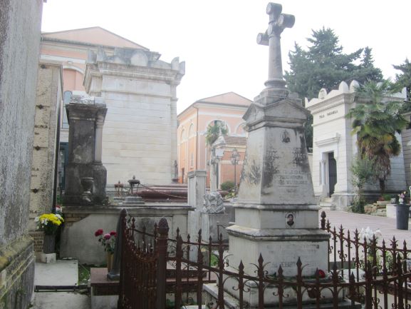 monumento funebre, opera isolata - ambito abruzzese (prima metà XX)