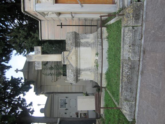 monumento funebre - monumento funebre, opera isolata - ambito abruzzese (seconda metà XIX)