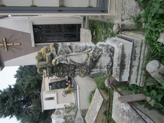 monumento funebre, opera isolata - ambito abruzzese (prima metà XX secolo)