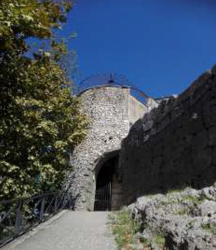 Porta San Benedetto (porta, urbana) - Alatri (FR) 