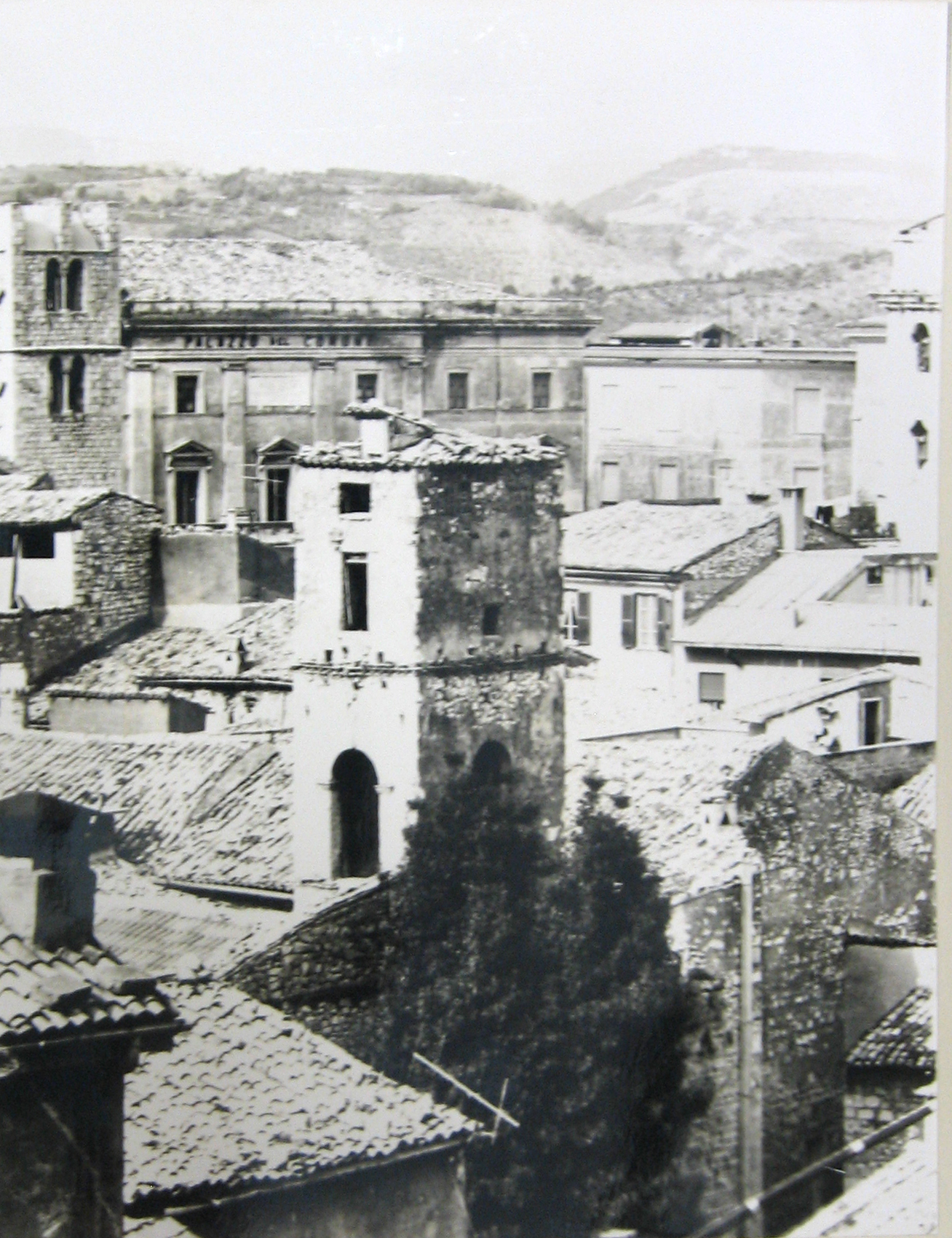 Palazzetto con torre medievale (palazzo, privato) - Alatri (FR) 