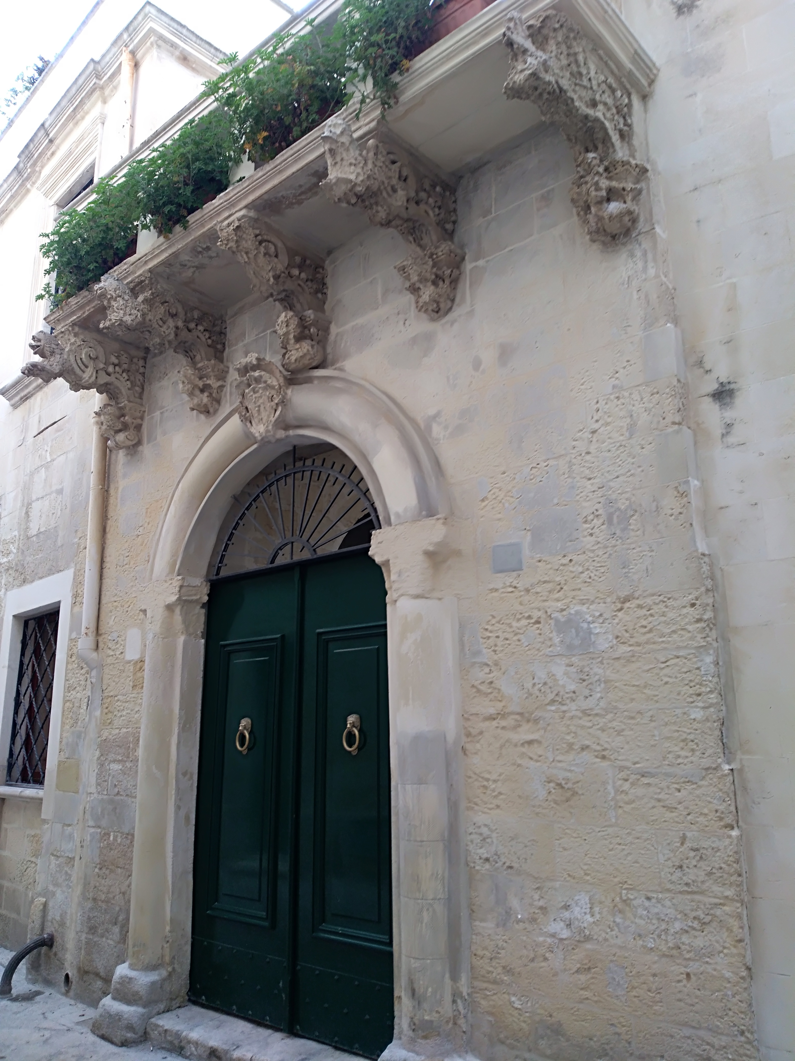 Palazzo Vico del Pittaccio, 1 (palazzo) - Lecce (LE)  (XVII)