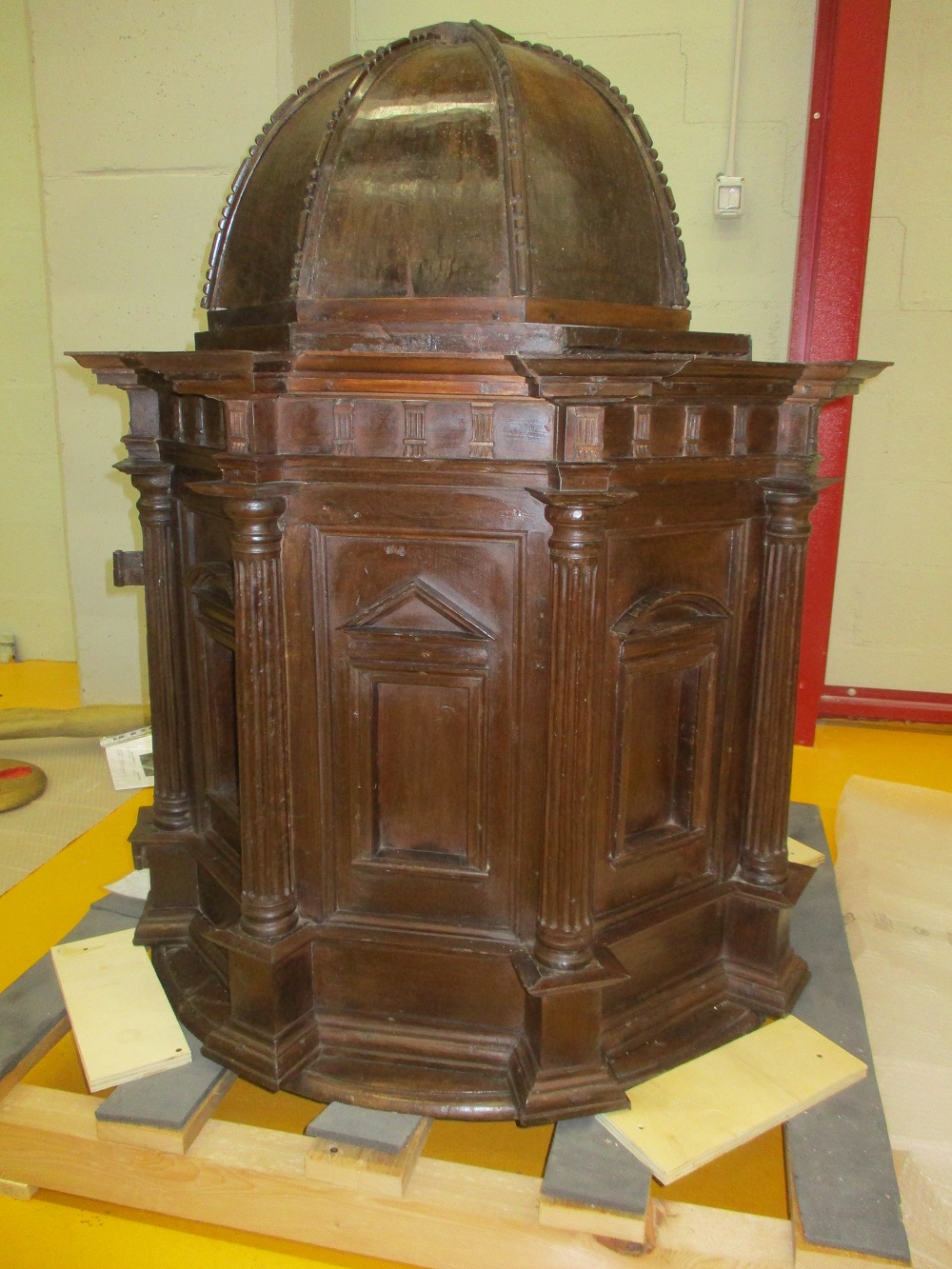 baldacchino architettonico del fonte battesimale, opera isolata - bottega Italia centrale (seconda metà XVI)