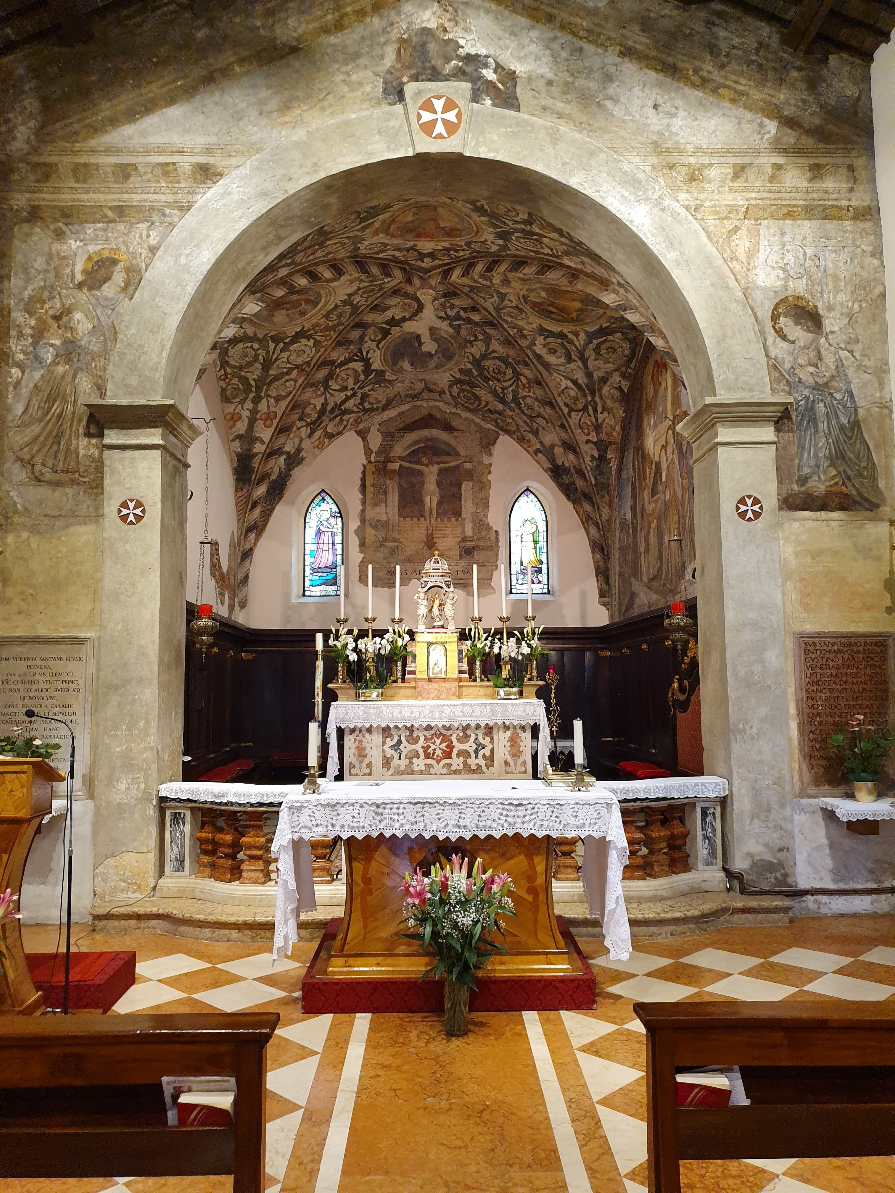 chiesa di Santa Toscana (chiesa, rettoriale) - Verona (VR)  <br>Condizioni d'uso: <a class='link-esterno' href='https://docs.italia.it/italia/icdp/icdp-pnd-circolazione-riuso-docs/it/v1.0-giugno-2022/testo-etichetta-BCS.html' target='_bcs'>Beni Culturali Standard (BCS)</a>