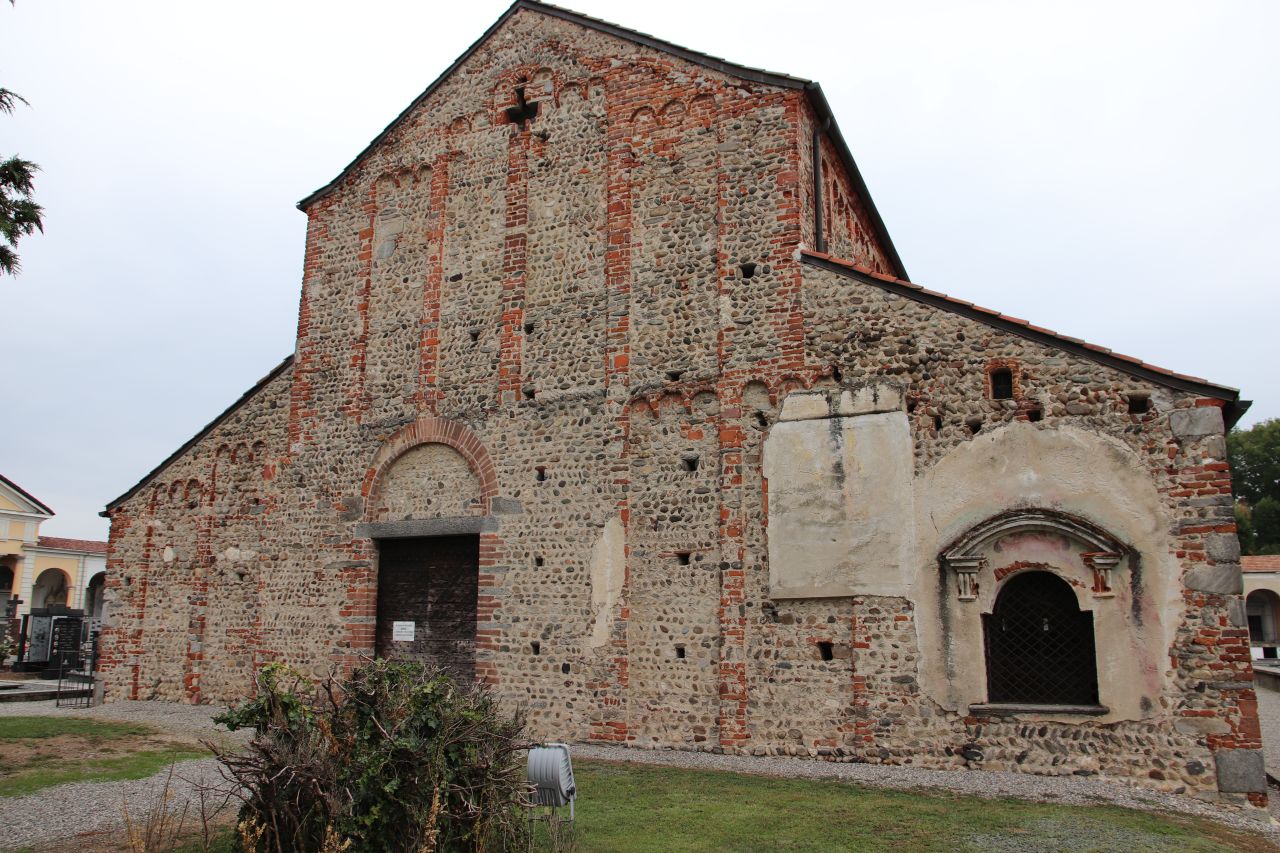 Basilica di San Michele (basilica) - Oleggio (NO)  (X; XII; XV; XVI; XVIII; XIX; XX)