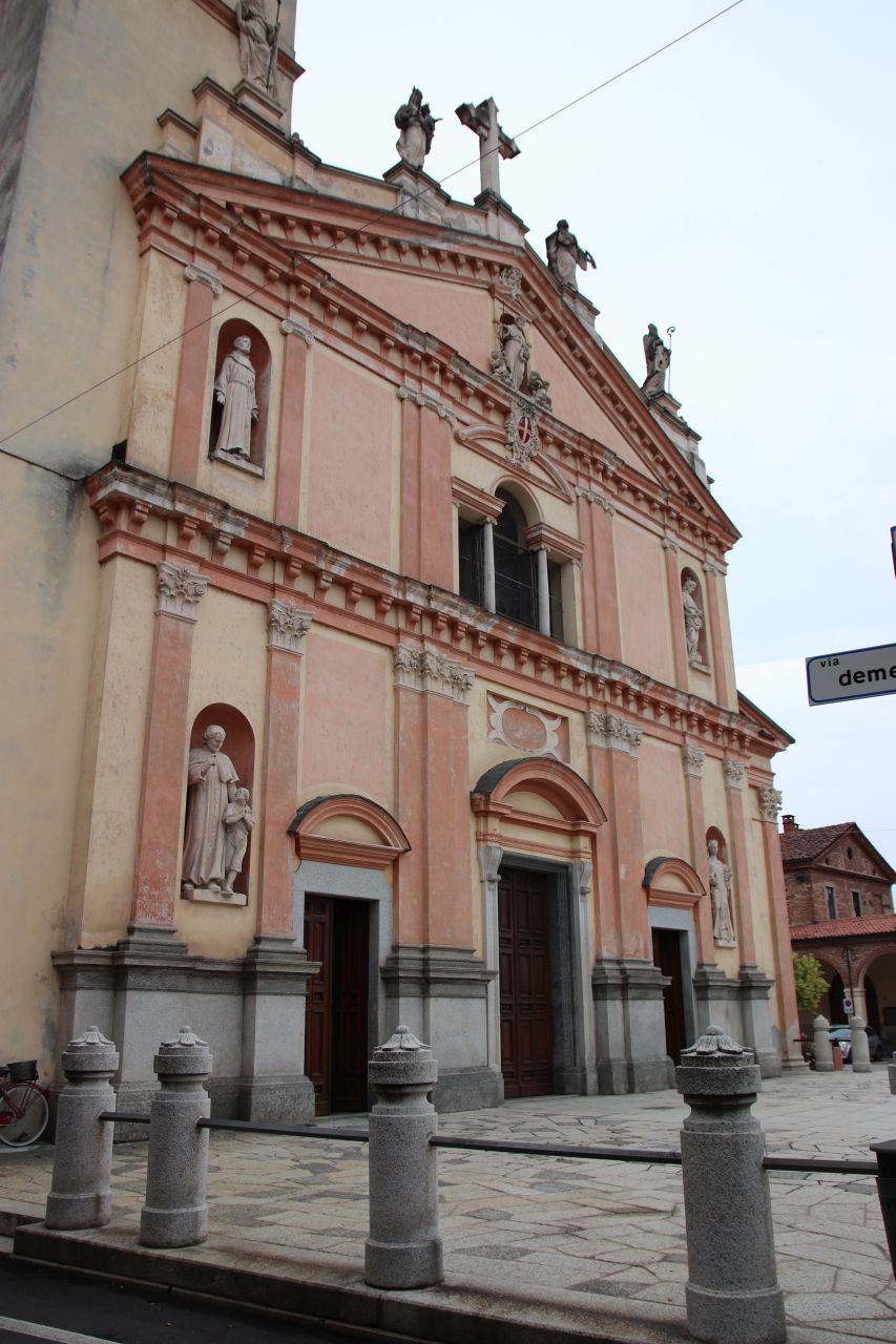 Chiesa di San Clemente (chiesa, parrocchiale) - Bellinzago Novarese (NO)  (XVI; XIX; XX)