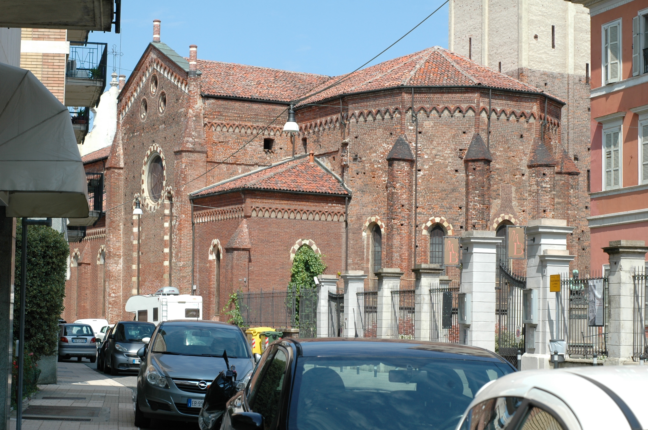 Chiesa di San Francesco (chiesa) - Vercelli (VC)  <br>Condizioni d'uso: <a class='link-esterno' href='https://docs.italia.it/italia/icdp/icdp-pnd-circolazione-riuso-docs/it/v1.0-giugno-2022/testo-etichetta-BCS.html' target='_bcs'>Beni Culturali Standard (BCS)</a>