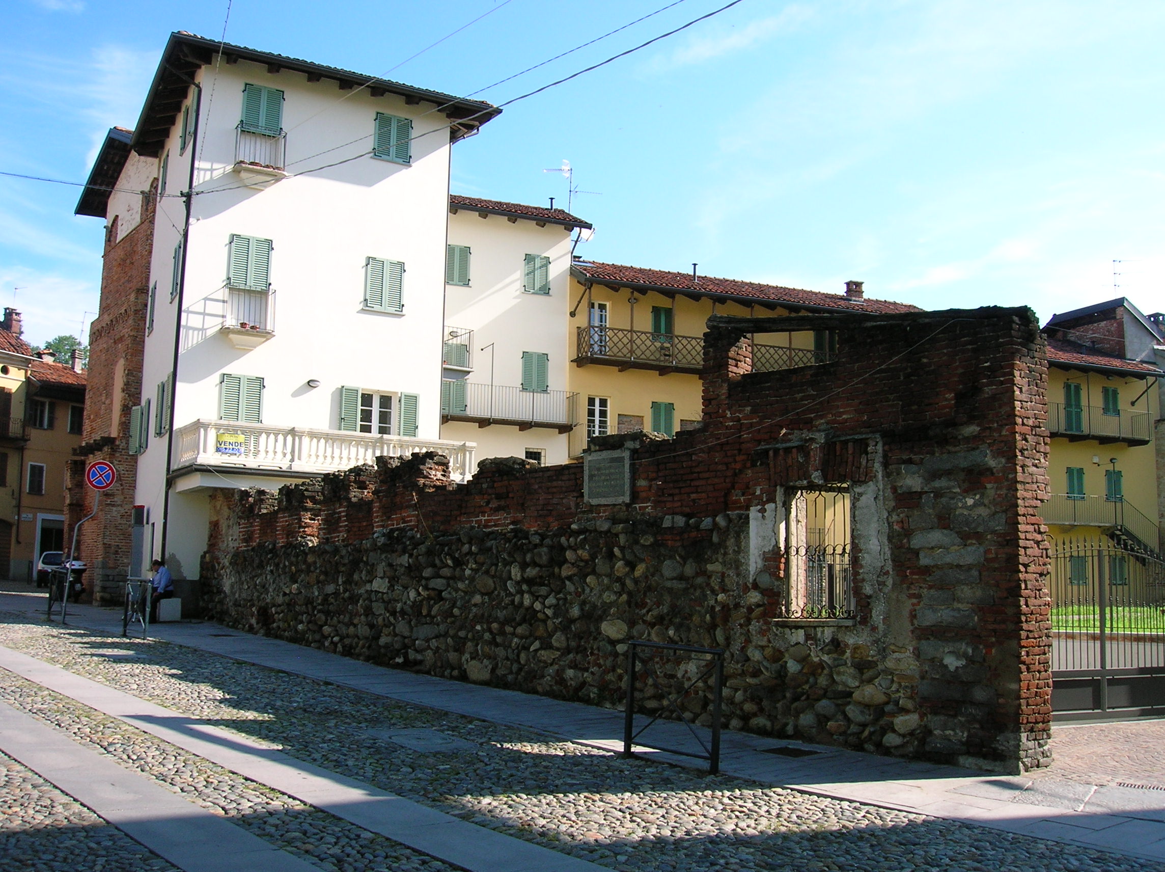 porta d'ingresso al Vernato (porta) - Biella (BI) 